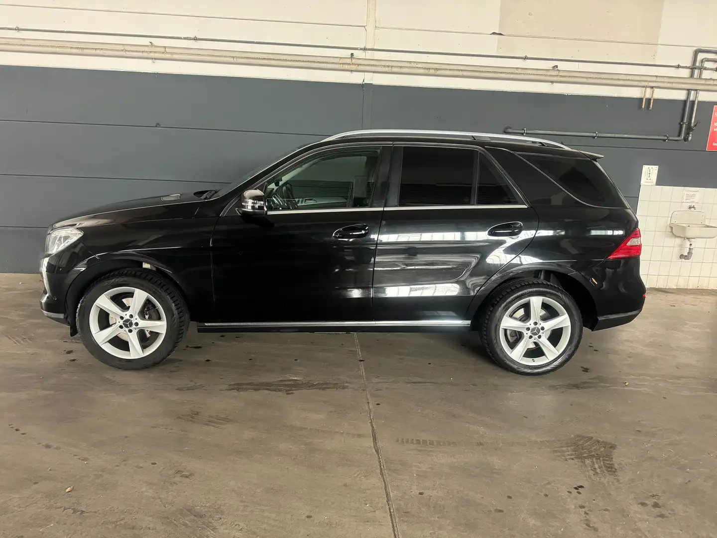 Mercedes-Benz ML 350 ML 350 BlueTEC 4MATIC 7G-TRONIC Schwarz - 2