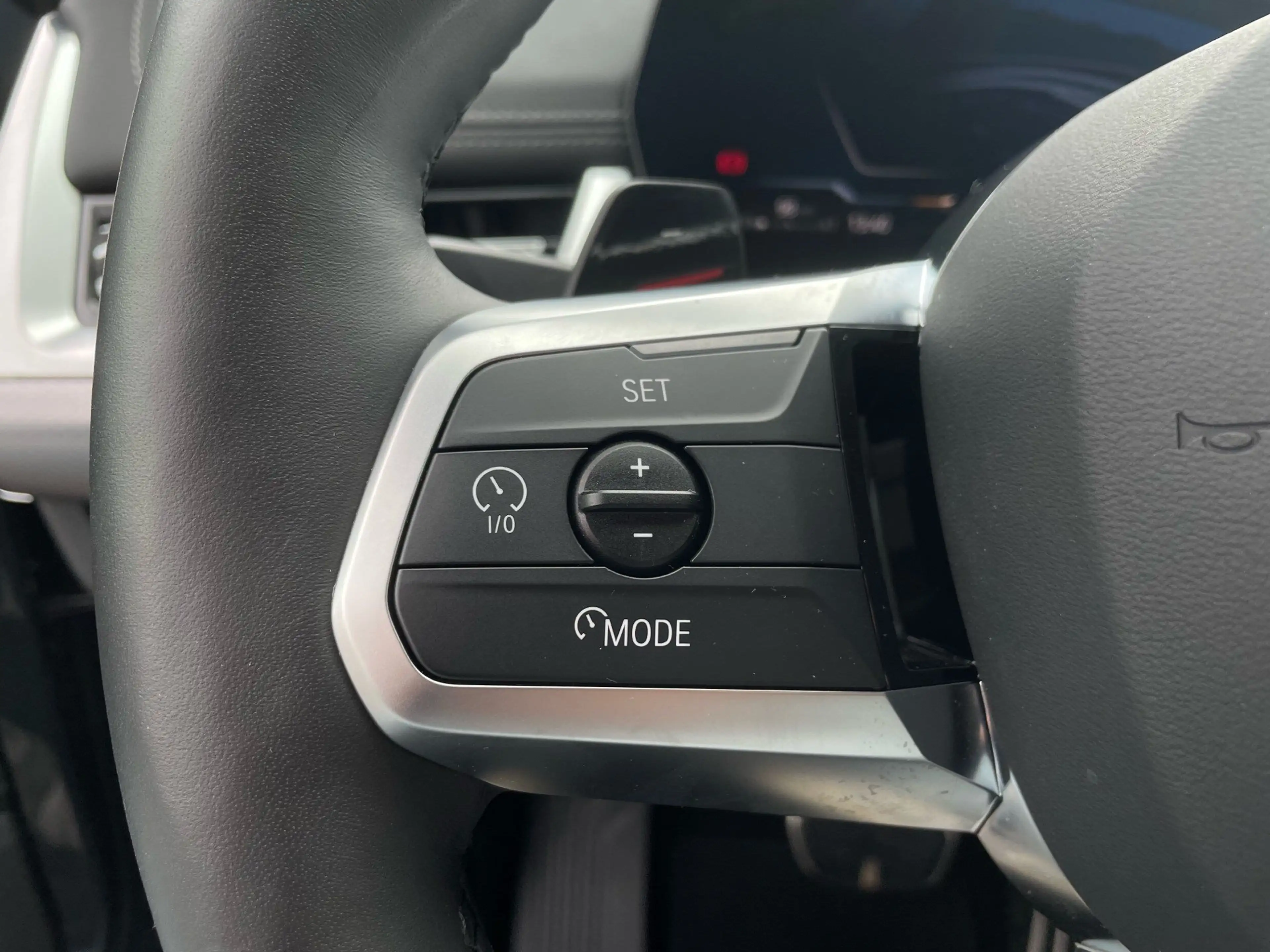 BMW X1 xDrive23i M Sport || AHK adapt.LED Aktivsitz — photo 12