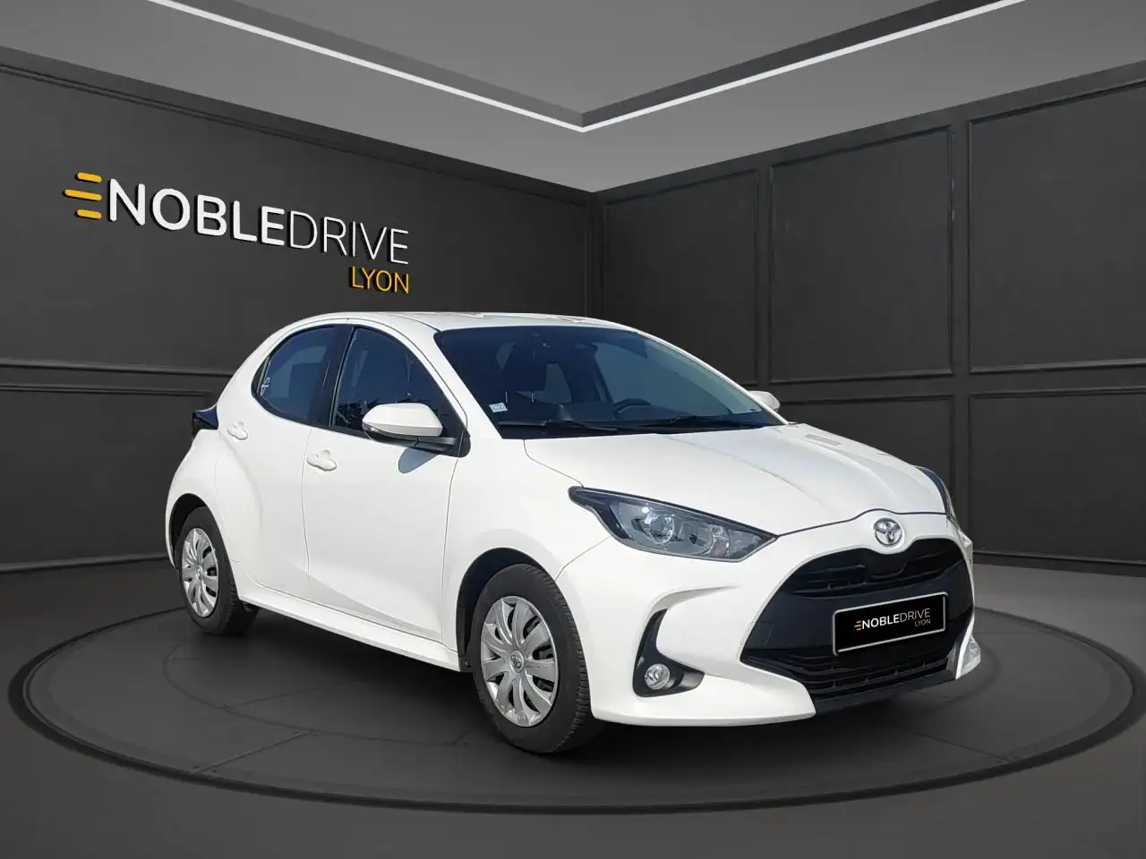 Toyota Yaris Yaris — photo 8