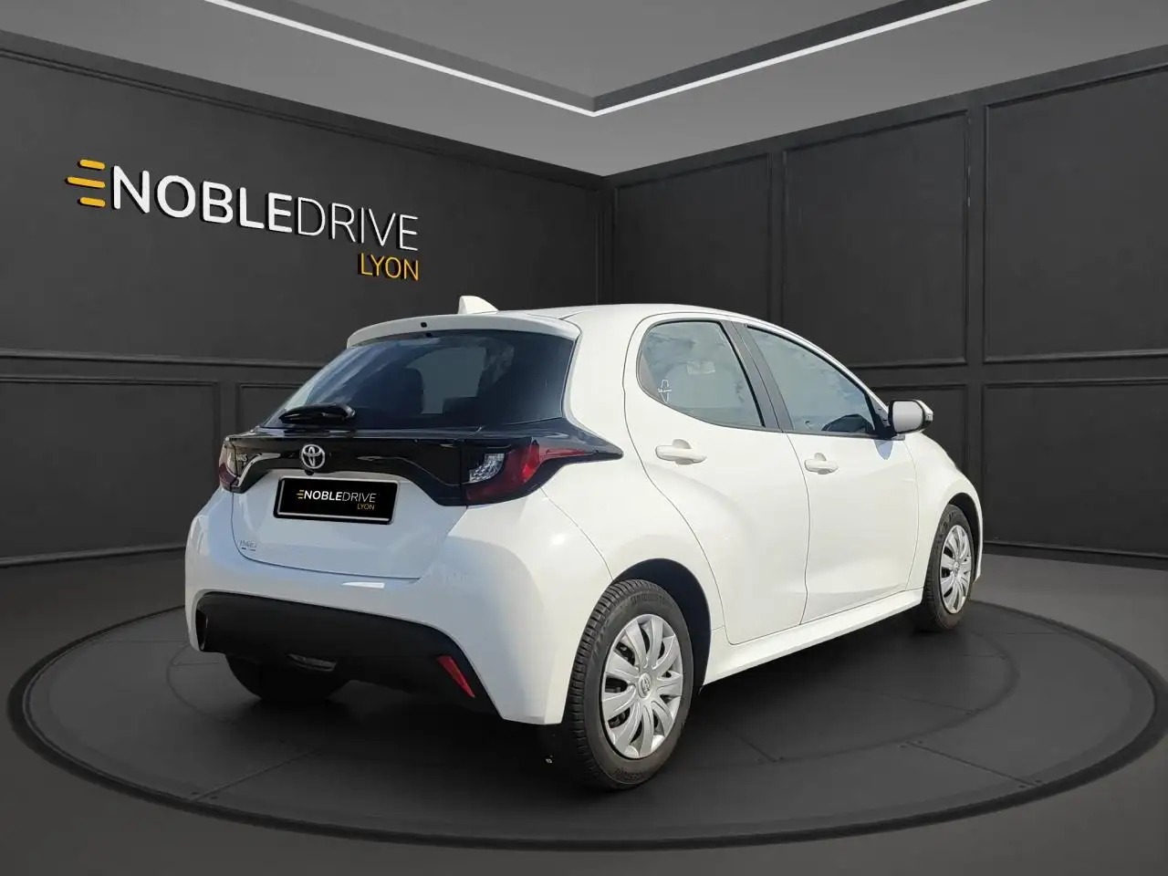 Toyota Yaris Yaris — photo 6