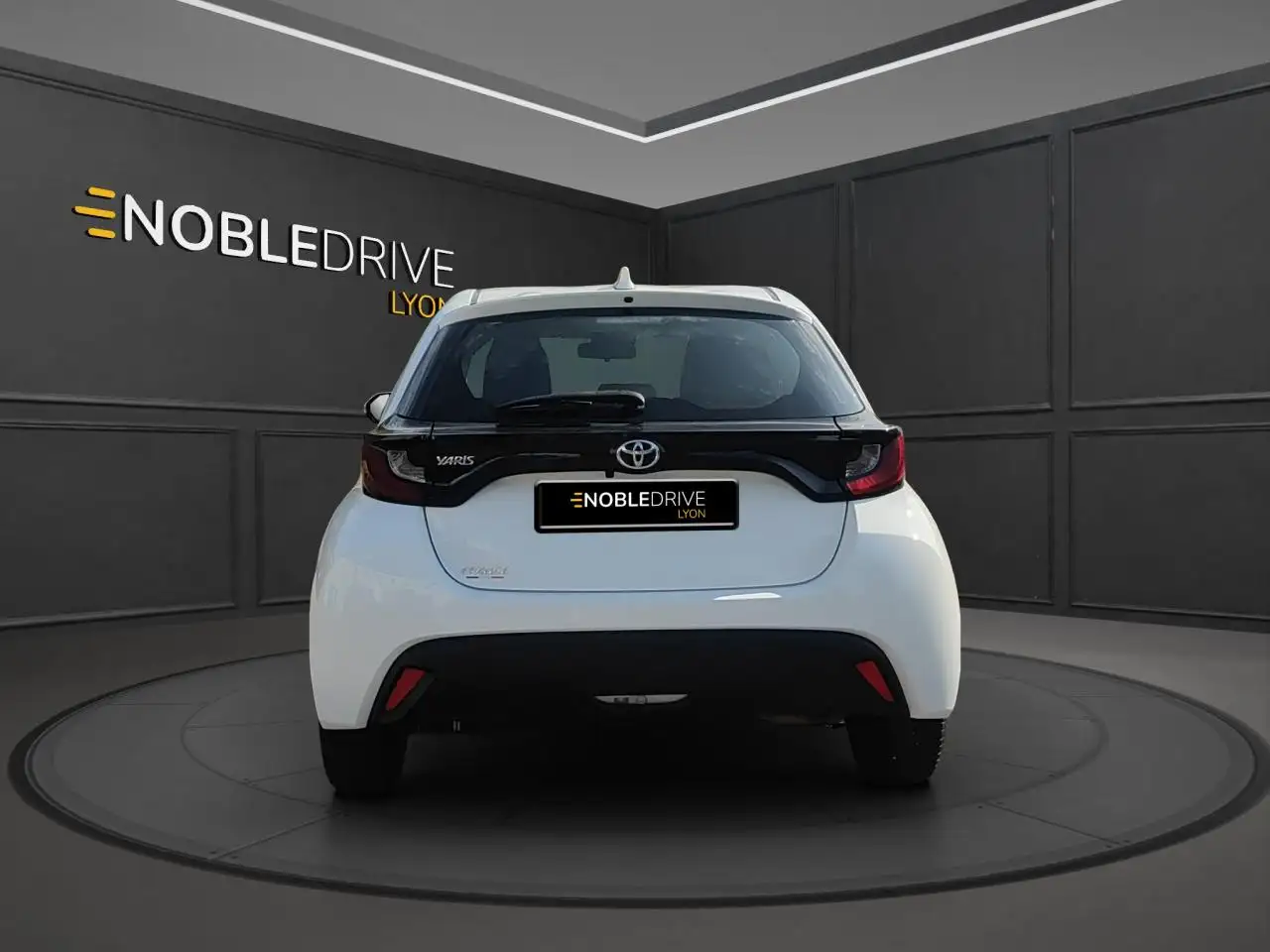 Toyota Yaris Yaris — photo 5