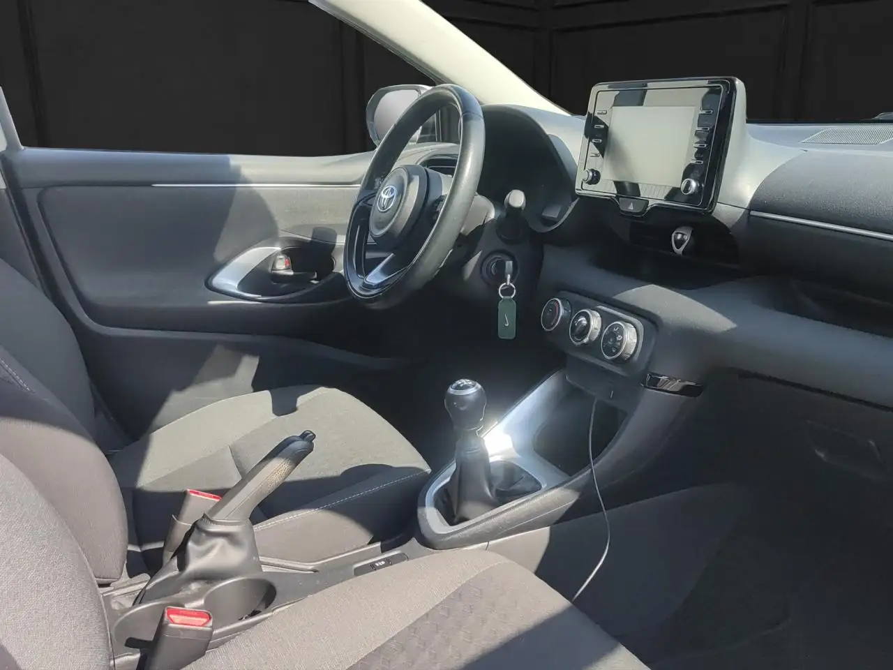 Toyota Yaris Yaris — photo 17