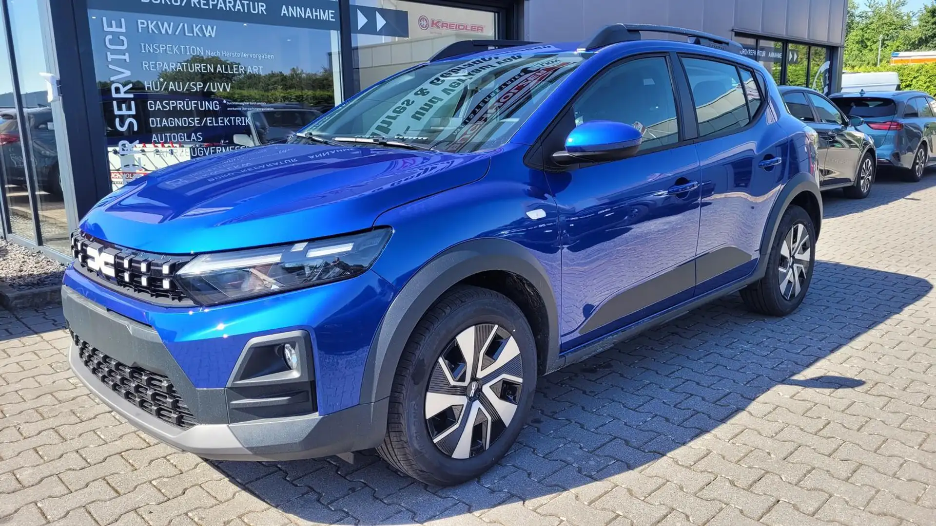 Dacia Sandero Stepway Expression Step 2026 TCe110 Winter Pake... Blau - 1