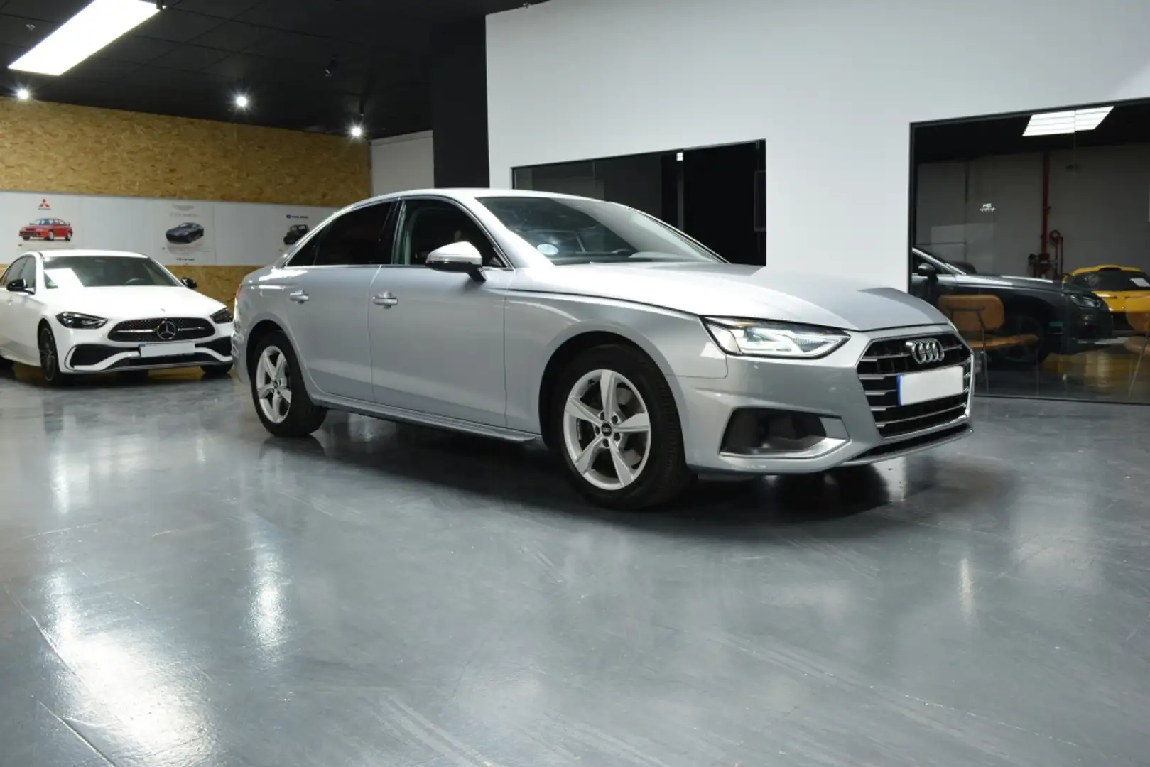 Audi A4 35 TFSI Advanced S tronic 110kW Grigio - 2