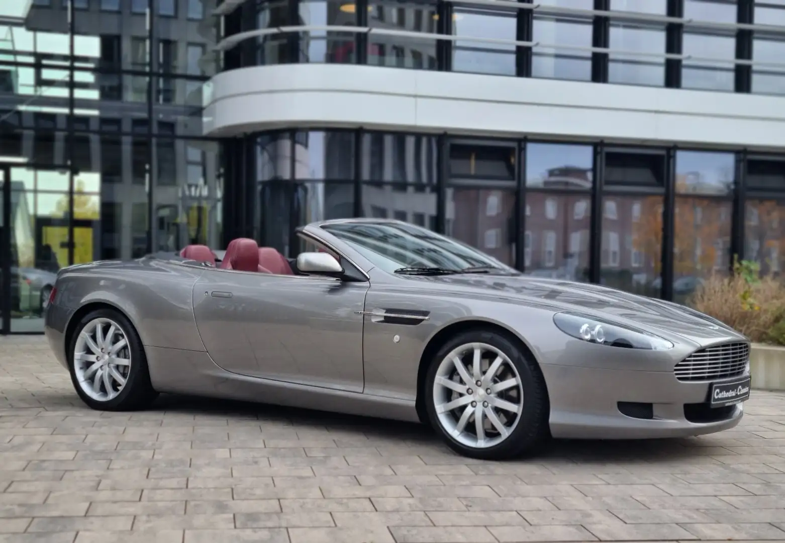 Aston Martin DB9 DB9 Volante Touchtronic Silber - 1