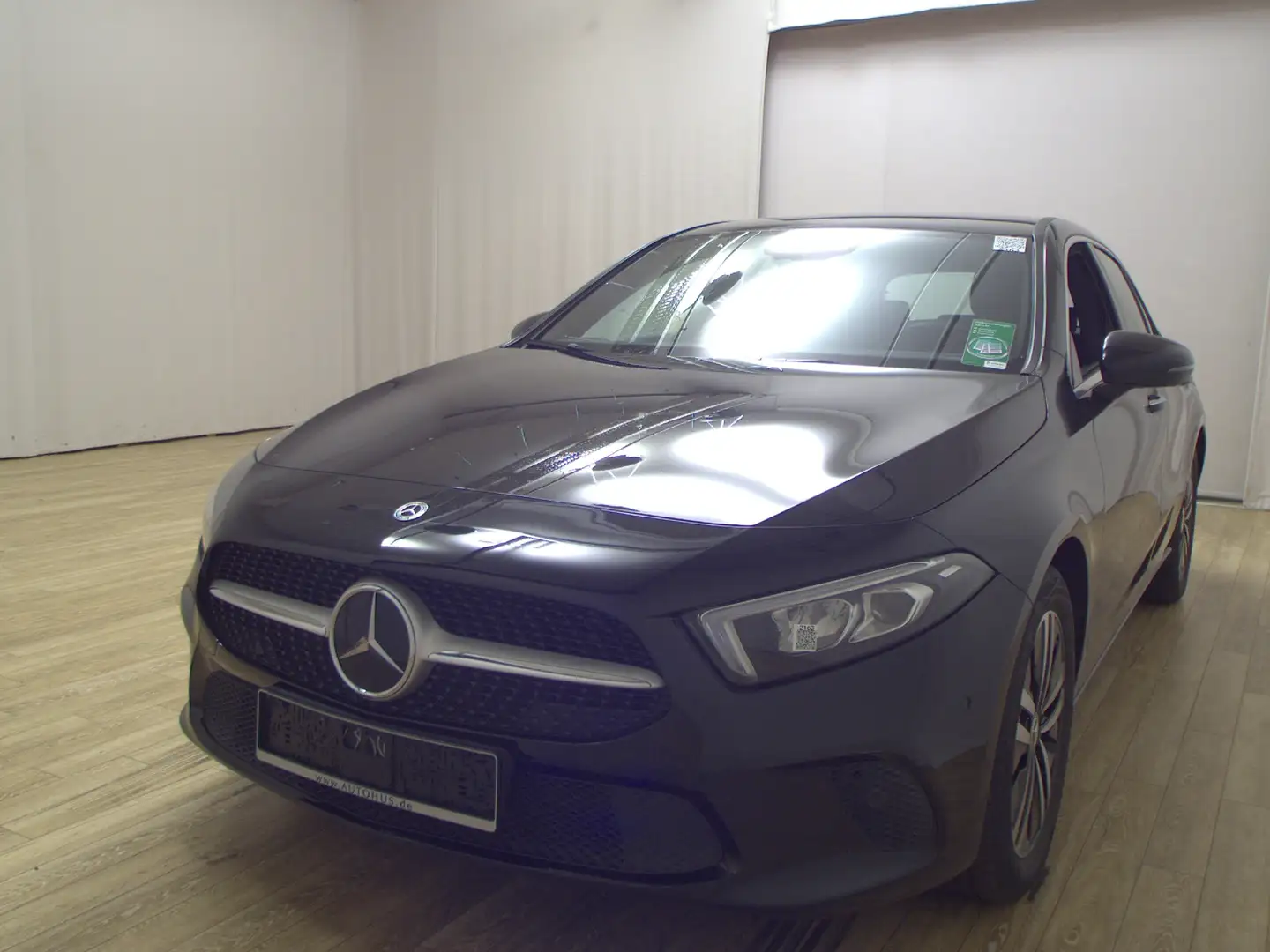 Mercedes-Benz A 200 d Progressive Leder Navi LED StHzg Distr.+ Noir - 2