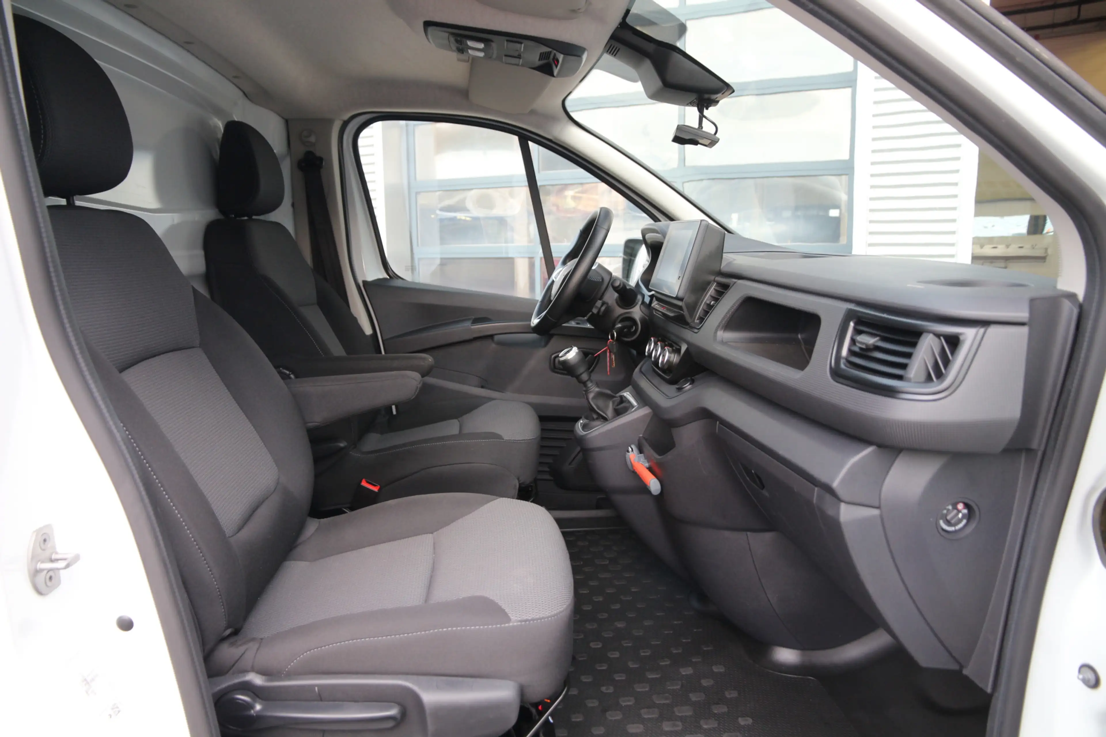 Renault Trafic 2.0 DCI 130 | L1H1 | Werkplaats inrichting | Navi — photo 9