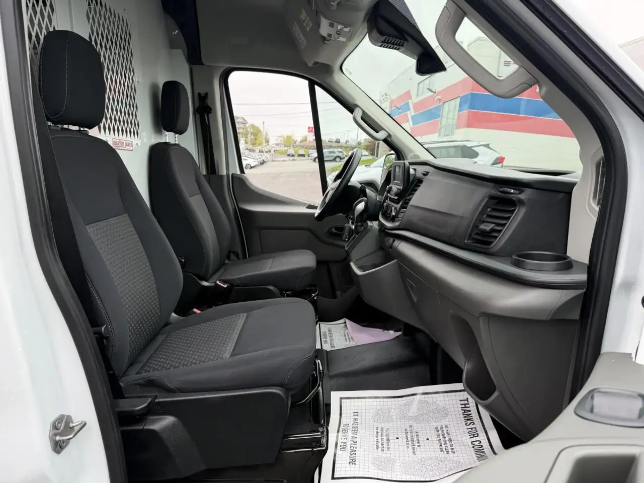 Ford Transit Cargo Van снимка Ford Transit Cargo Van