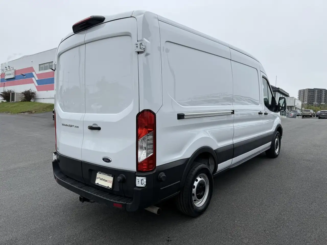 Ford Transit Cargo Van снимка Ford Transit Cargo Van