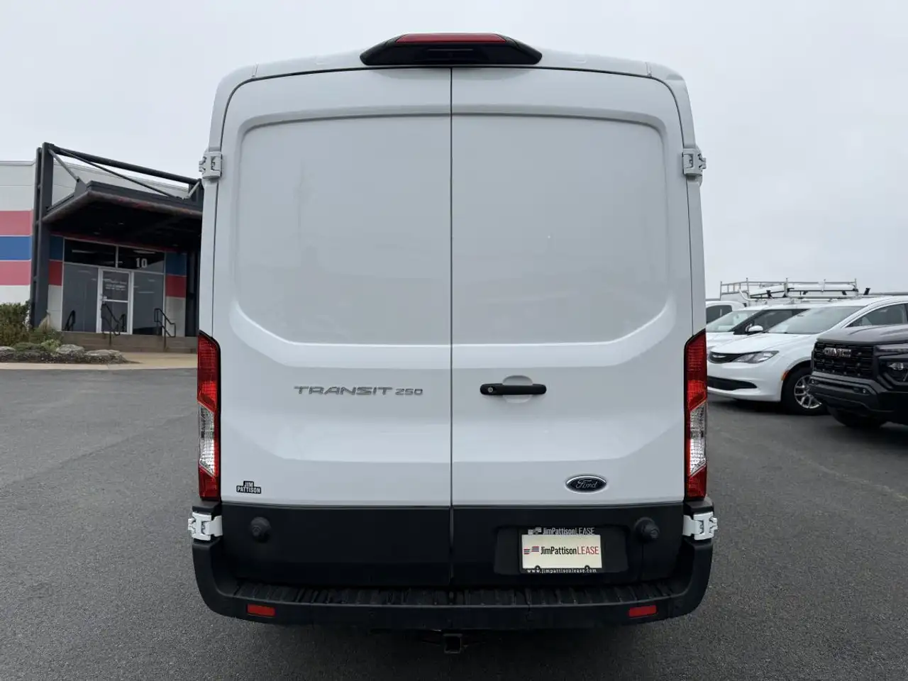 Ford Transit Cargo Van снимка Ford Transit Cargo Van