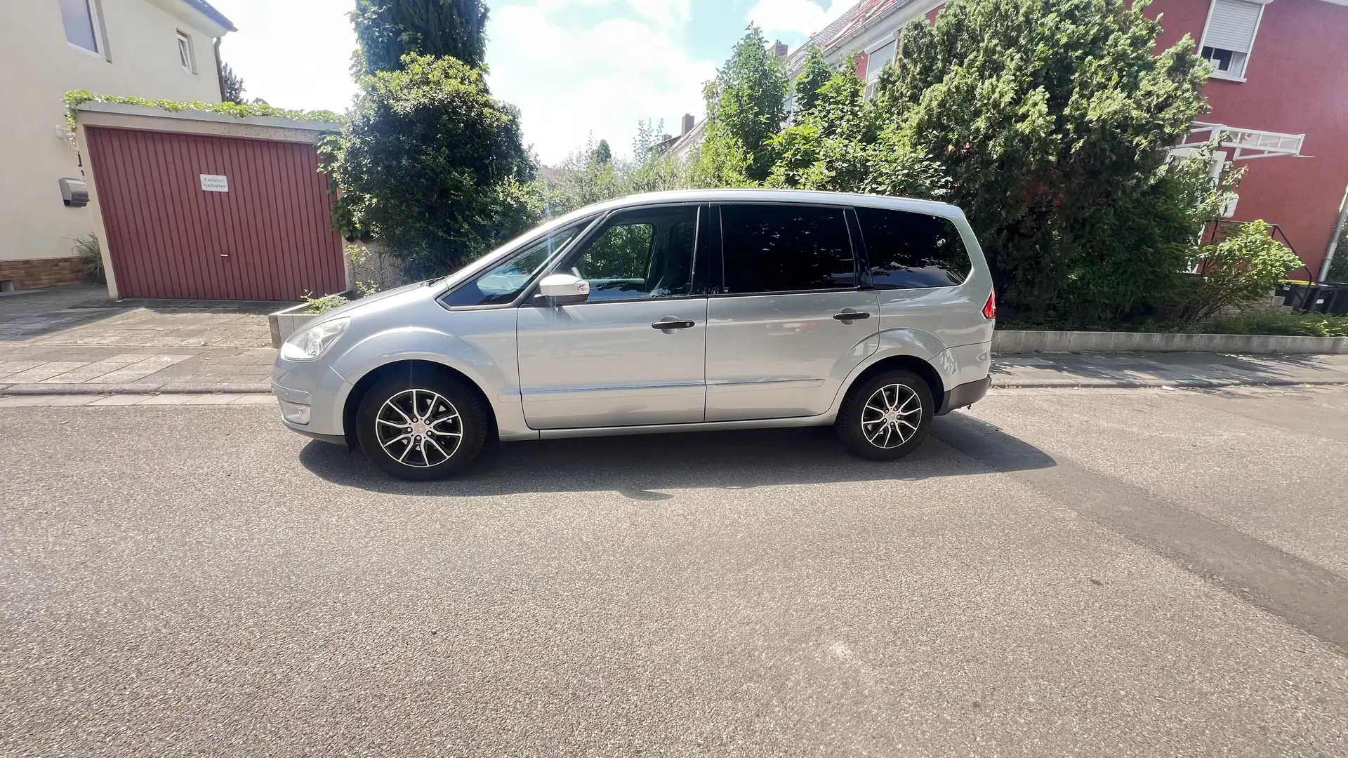 Ford Galaxy 2.0 TDCi DPF Titanium - 1
