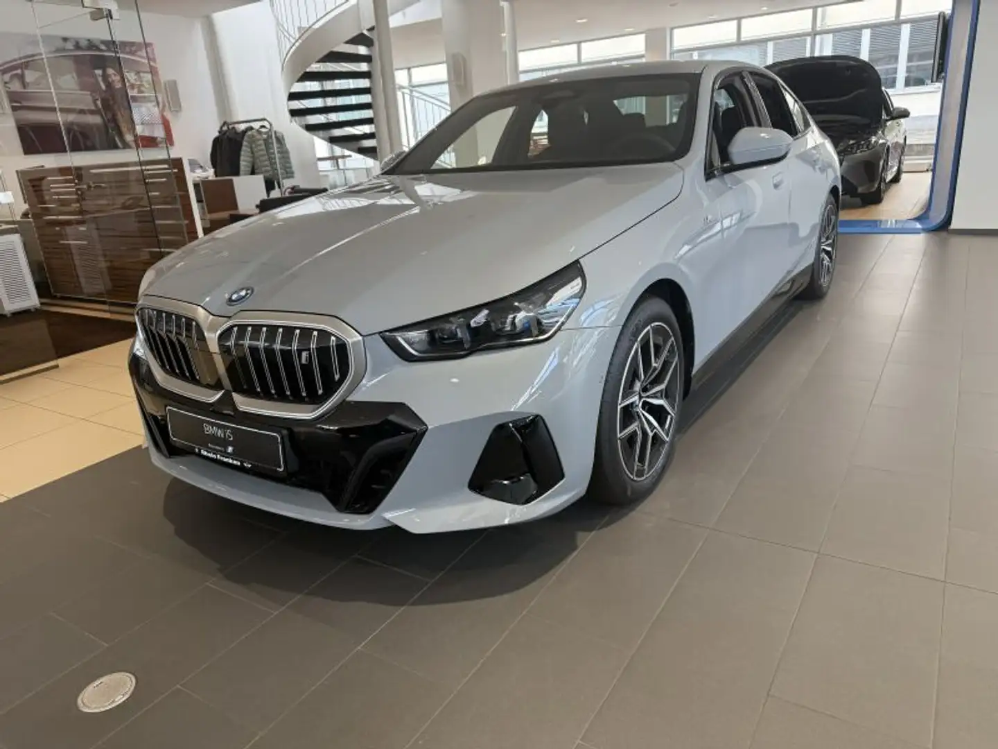 BMW i5 xDrive40 M Sportpaket AHK - Tageszulassung! Gri - 2