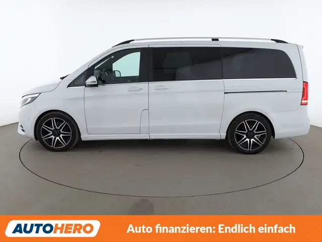 Mercedes-Benz V-Class view 3