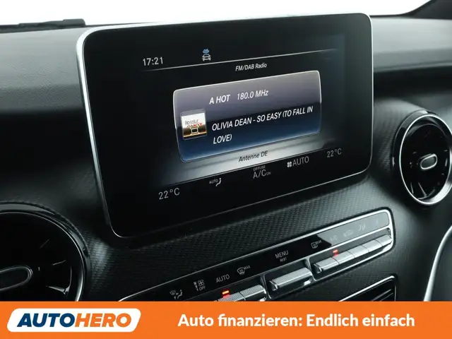 Mercedes-Benz V-Class view 21