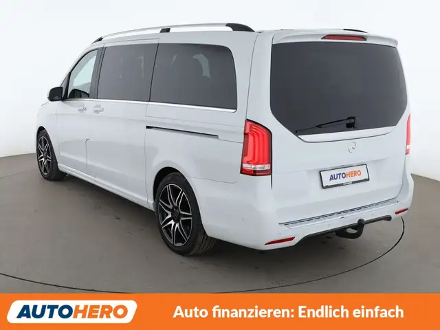 Mercedes-Benz V-Class view 4