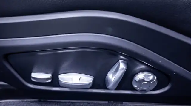 Porsche Panamera view 12
