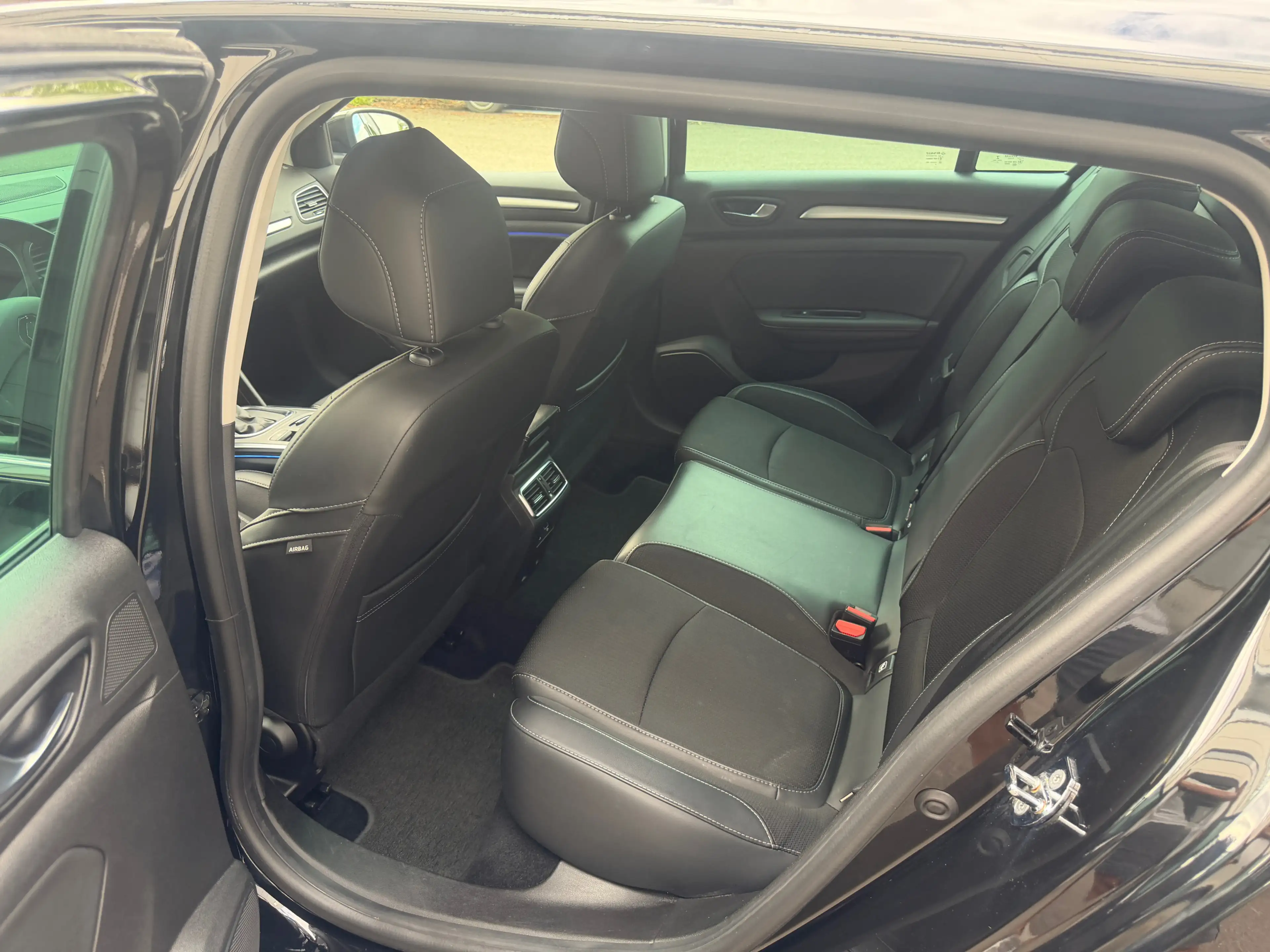 Renault Megane Intens LED ACC Virtual-Cockpit Rü-Kamera — photo 14