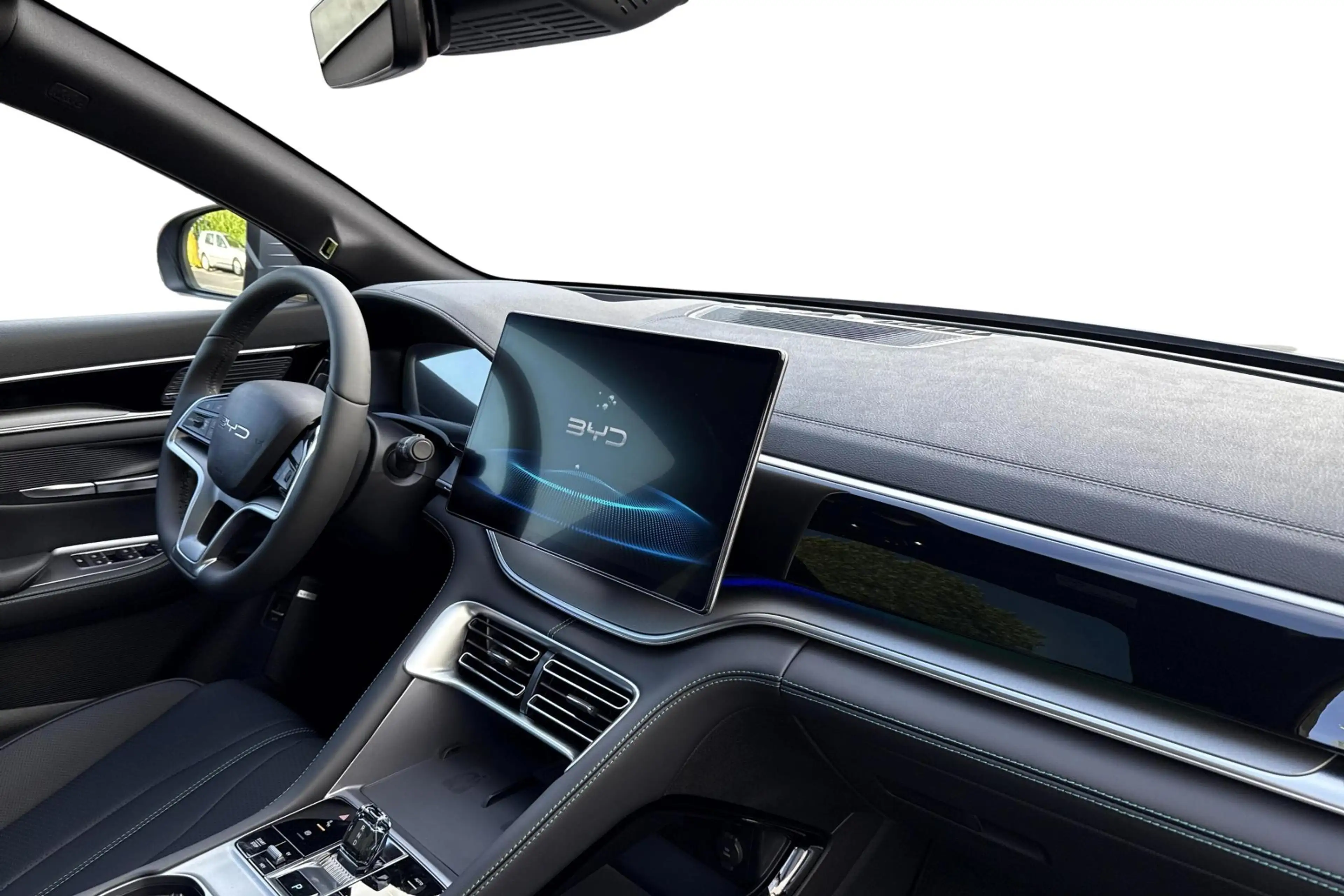 BYD Seal U 1.5 DM-i Boost PHEV — photo 5