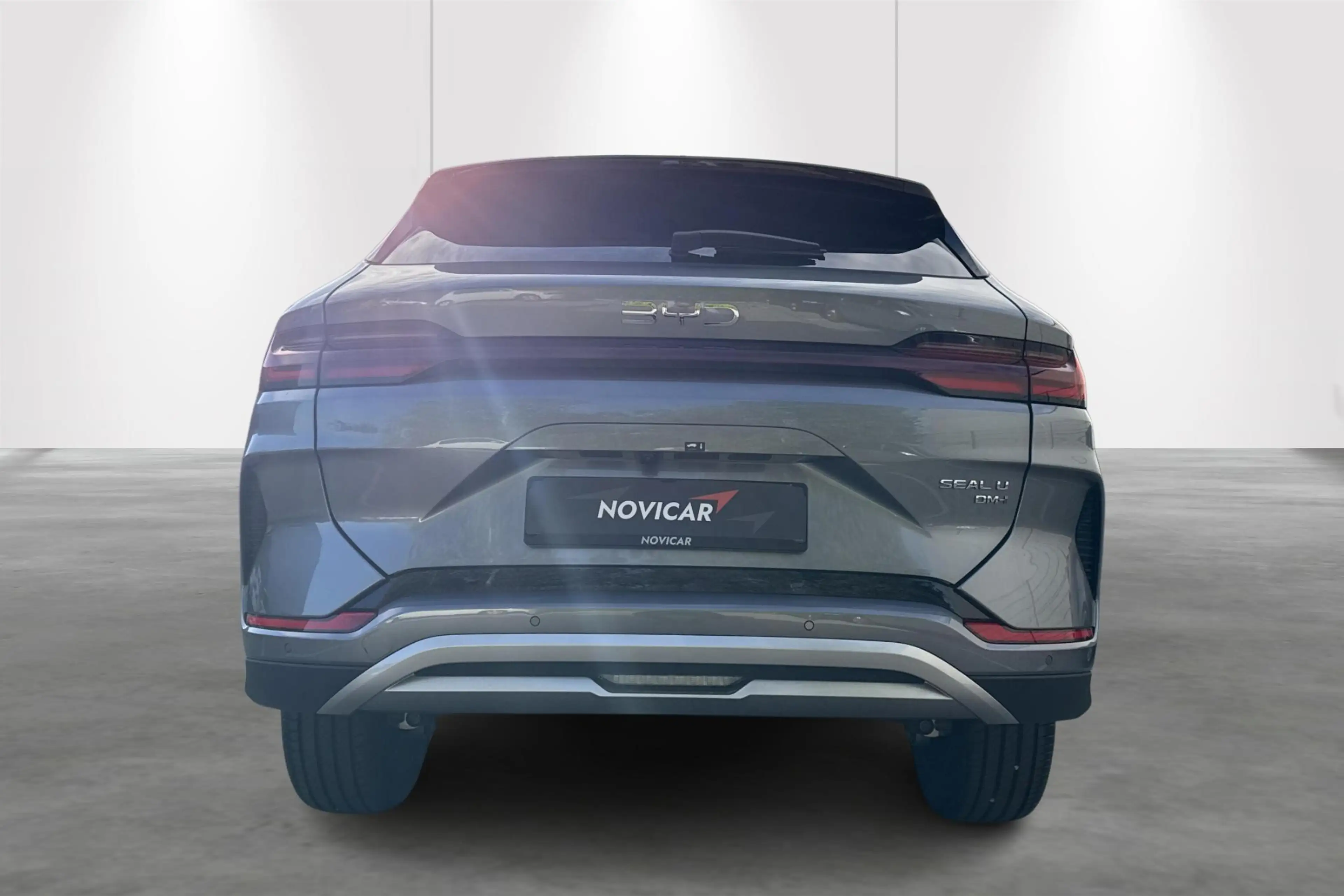 BYD Seal U 1.5 DM-i Boost PHEV — photo 9