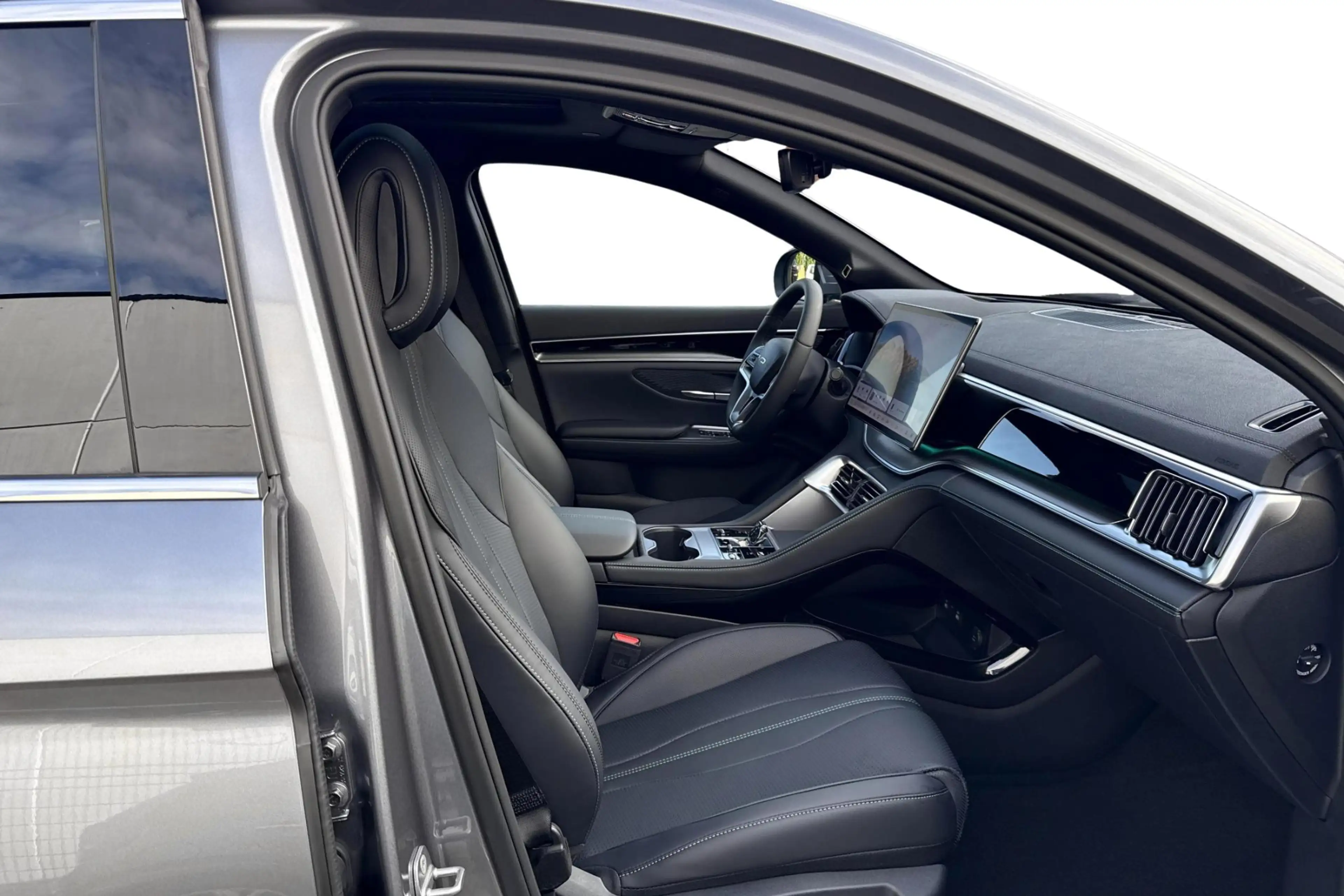 BYD Seal U 1.5 DM-i Boost PHEV — photo 6
