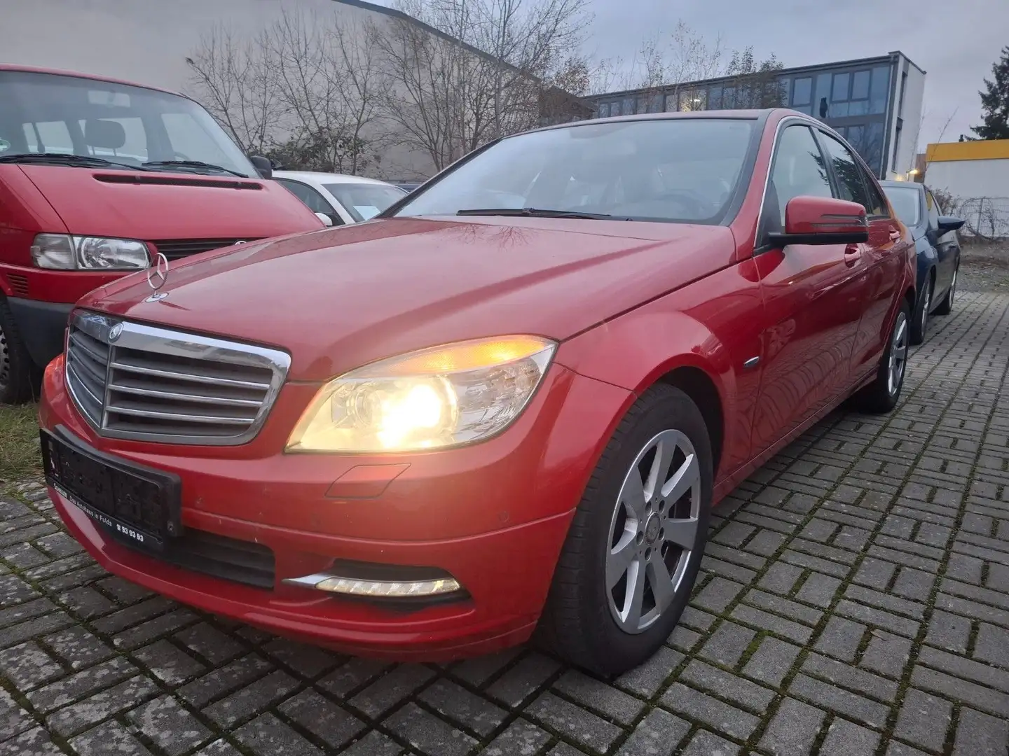 Mercedes-Benz C 250 Limousine CDI BlueEfficiency * 1.Hand TOP* Rot - 2