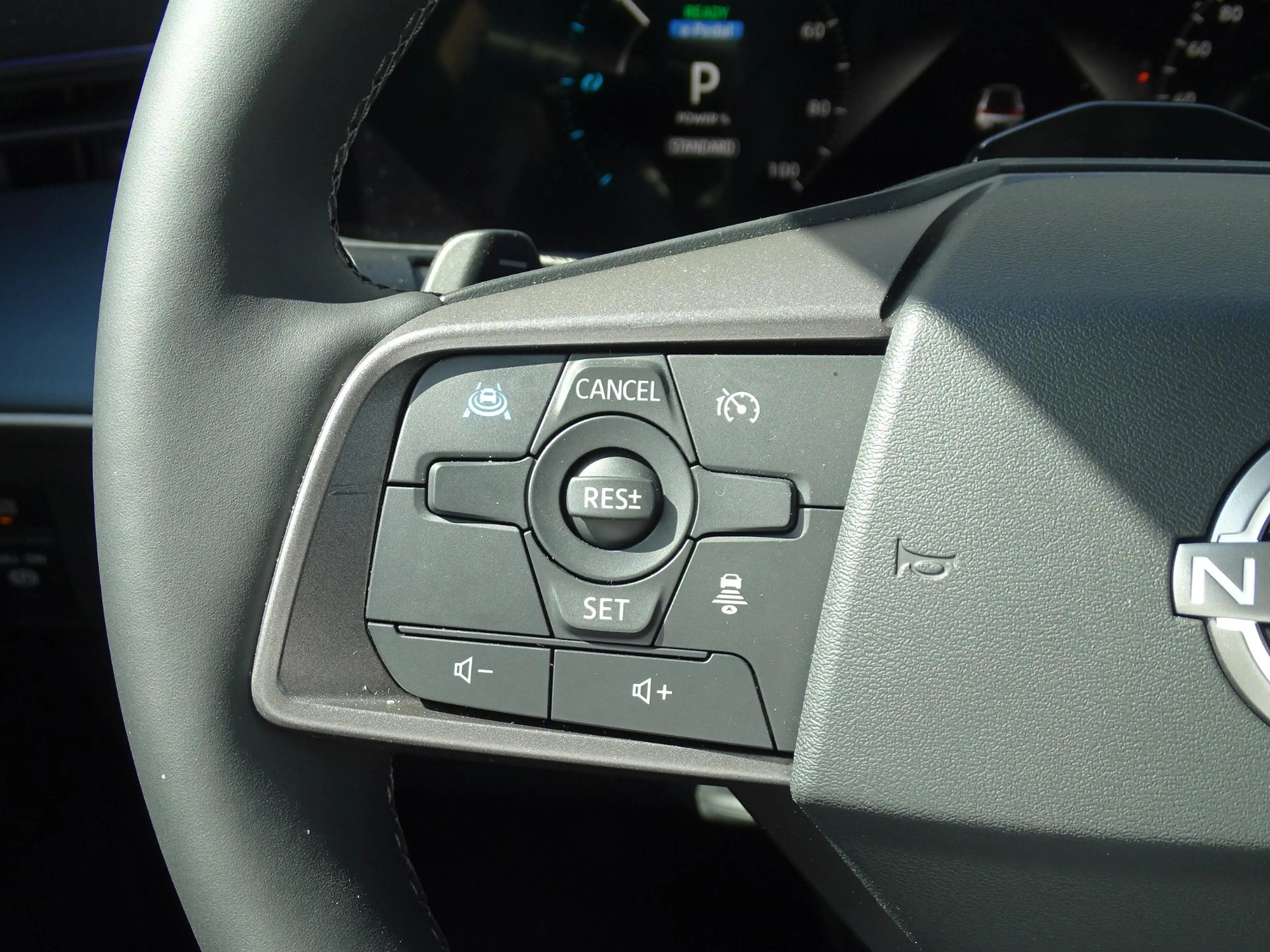 Nissan Leaf Evolve 52 kWh NU 10 JAAR GARANTIE! / PANODAK / BOS — photo 30