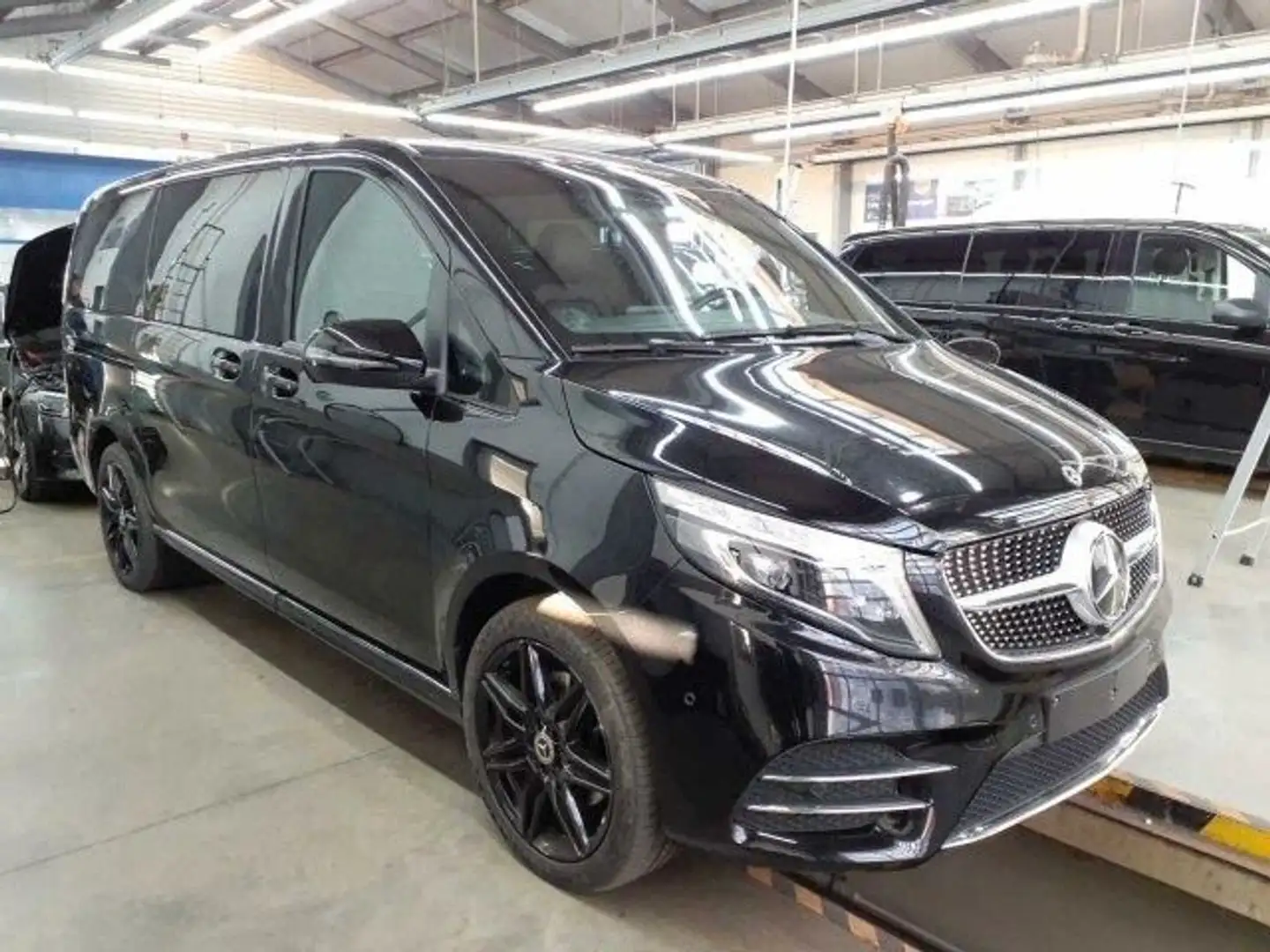 MERCEDES-BENZ Clasa V