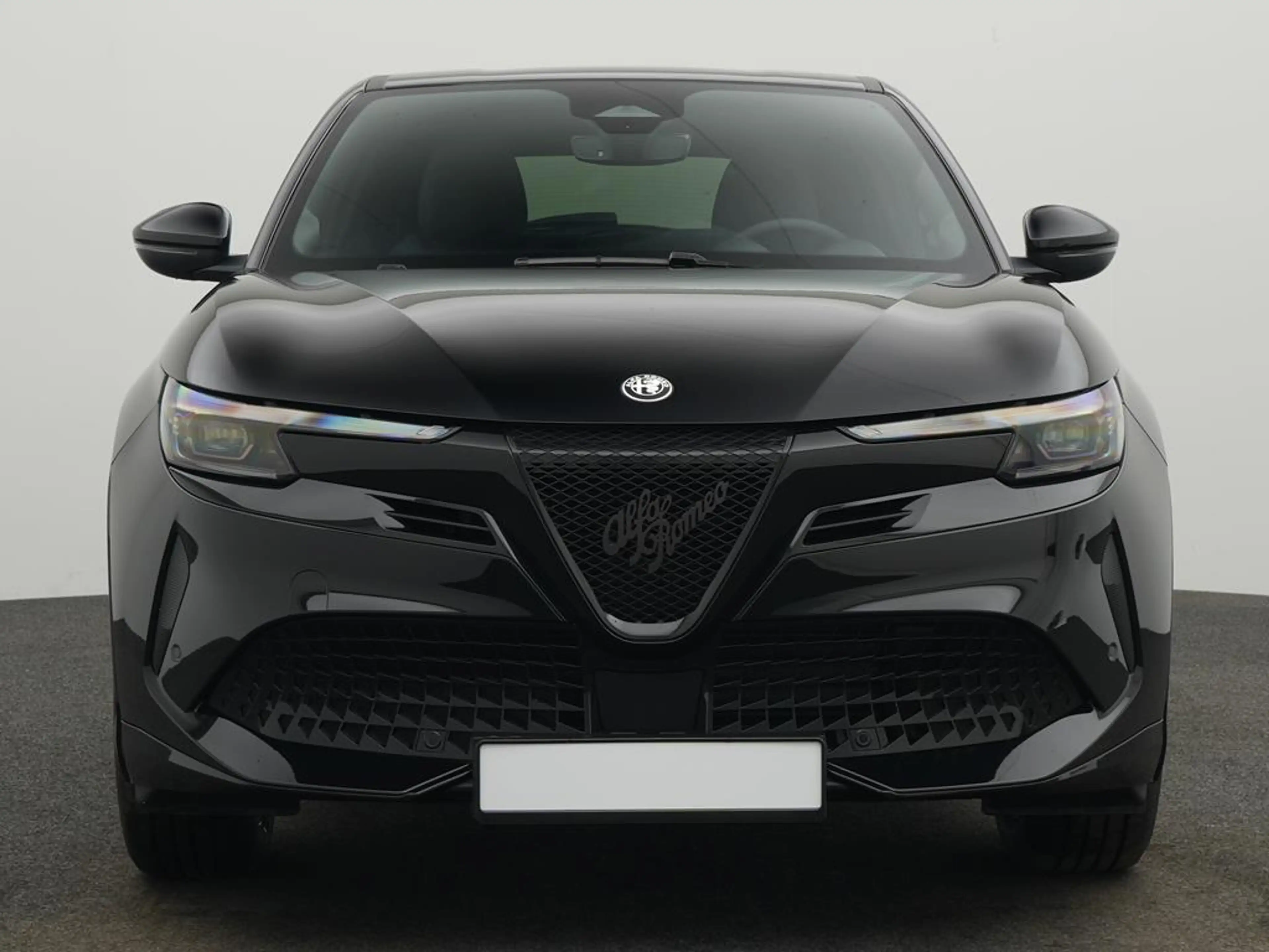 Alfa Romeo Junior Elettrica 115 kW Ti — photo 3