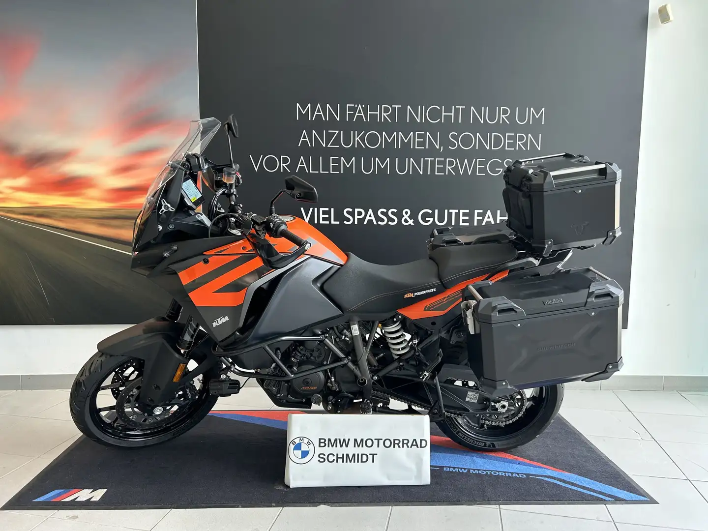KTM 1290 Super Adventure S Orange - 1