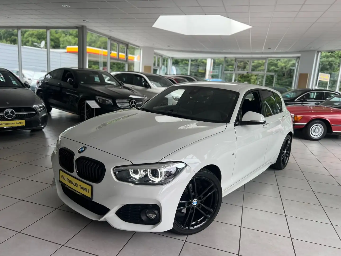 BMW 116 i Edition M Sport Shadow Weiß - 1