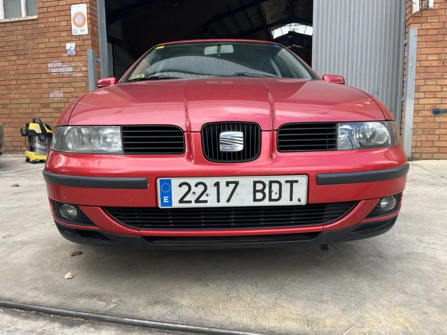 SEAT Leon 1.8 20v T4 Sport Burdeos - 2