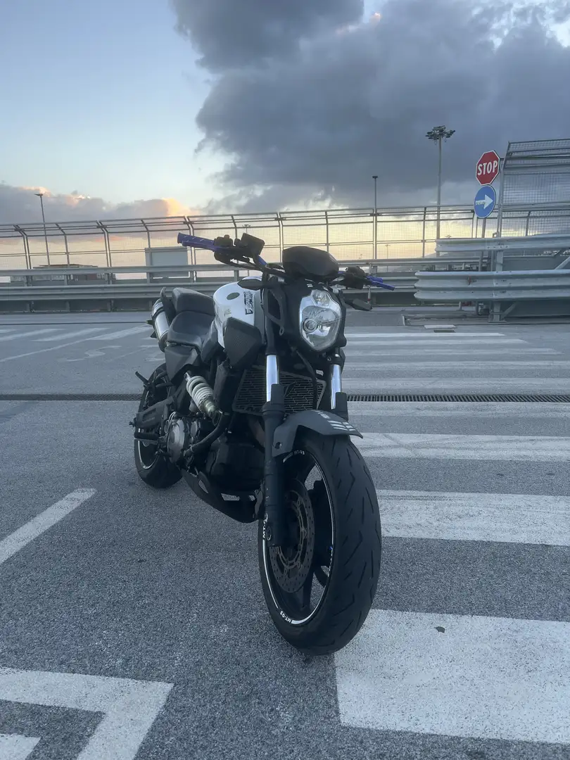 Yamaha MT-03 Mt 03 660 Biały - 1