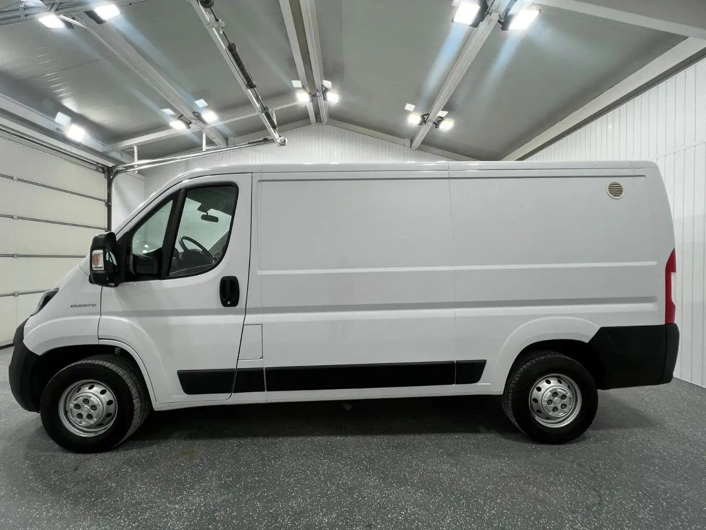 Fiat DUCATO 33 2.3L MJT 120 L2H1 |44,3t€|AC|AHK|S.HEI Blanc - 2