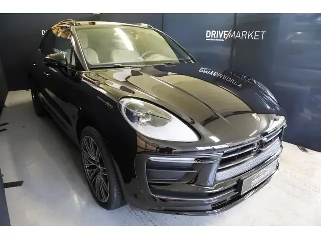 Porsche Macan T