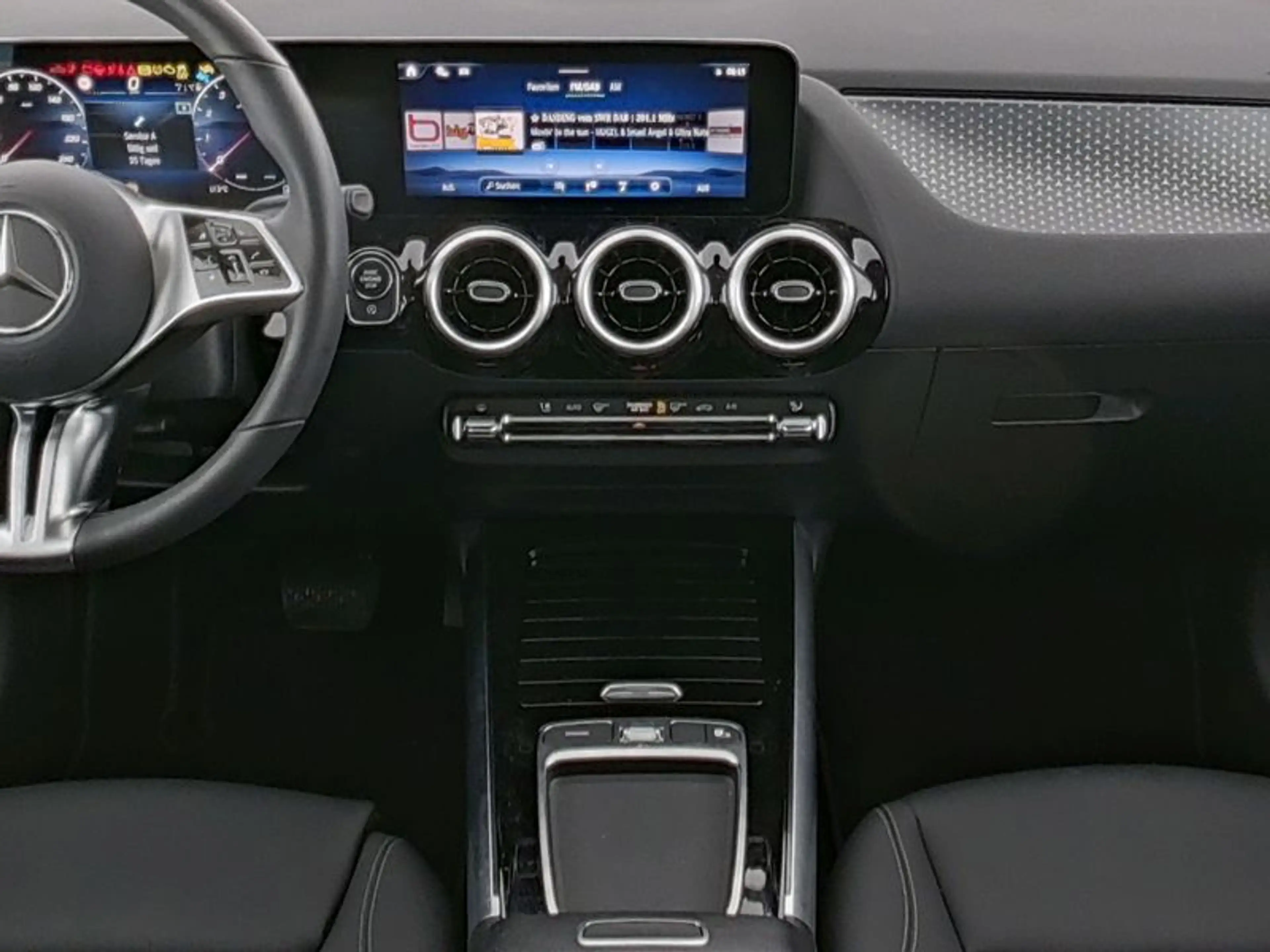 Mercedes-Benz B 200 Progressive/LED/Cam/AHK/Smartphone-Ing/17" — photo 8