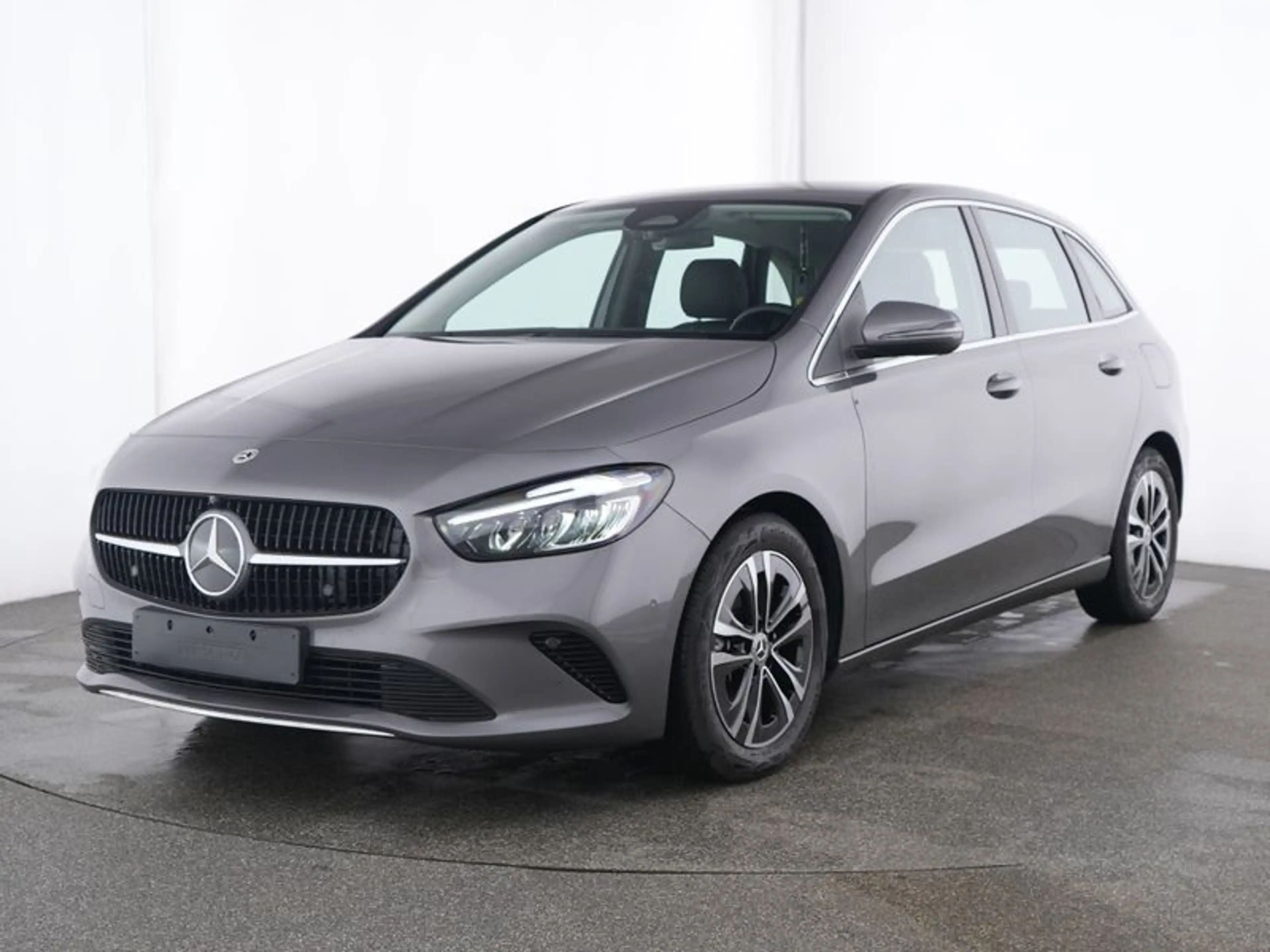 Mercedes-Benz B 200 Progressive/LED/Cam/AHK/Smartphone-Ing/17" — photo 2