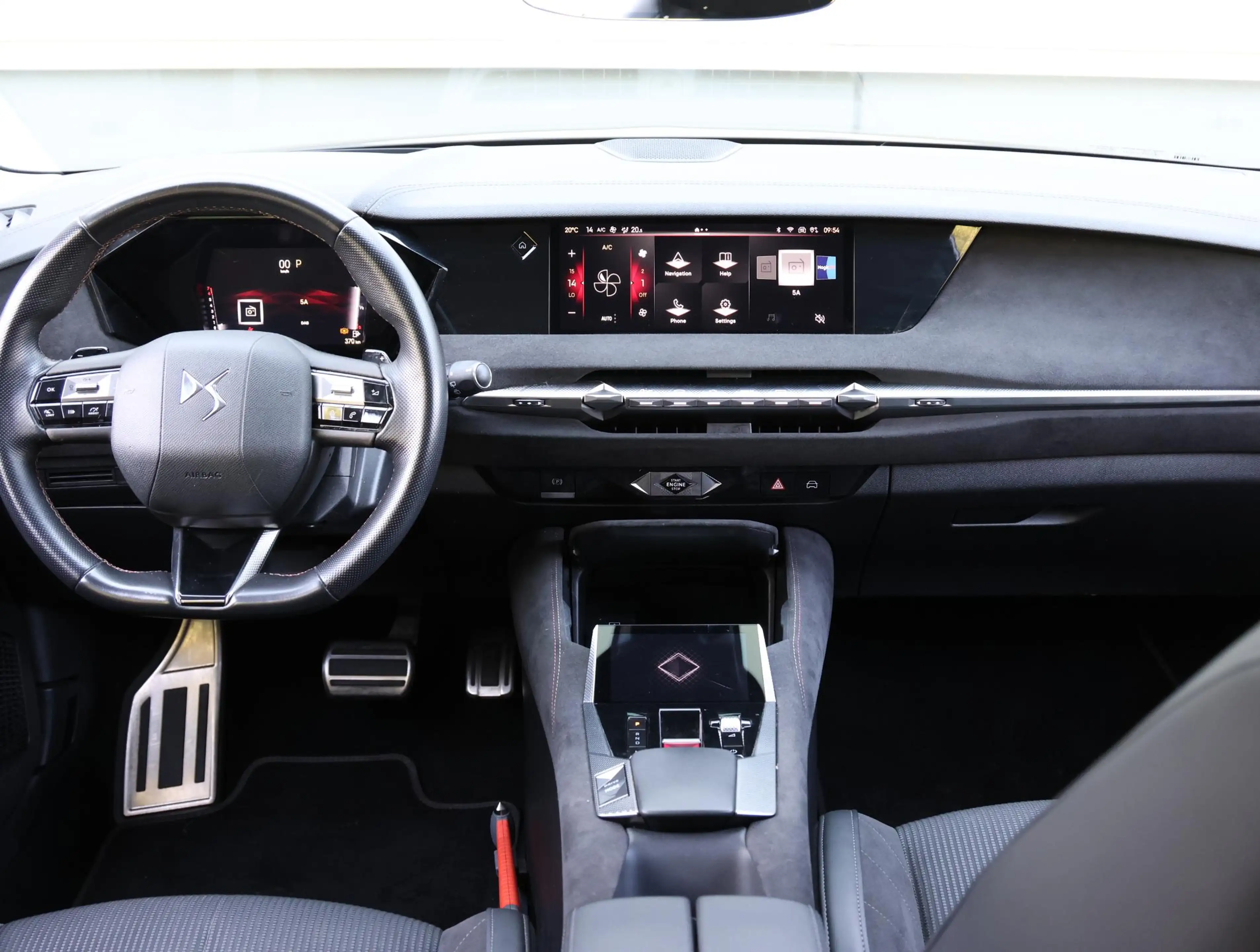 DS Automobiles DS 4 1.2 130pk Automaat Performance Line | Navigatie | — photo 14