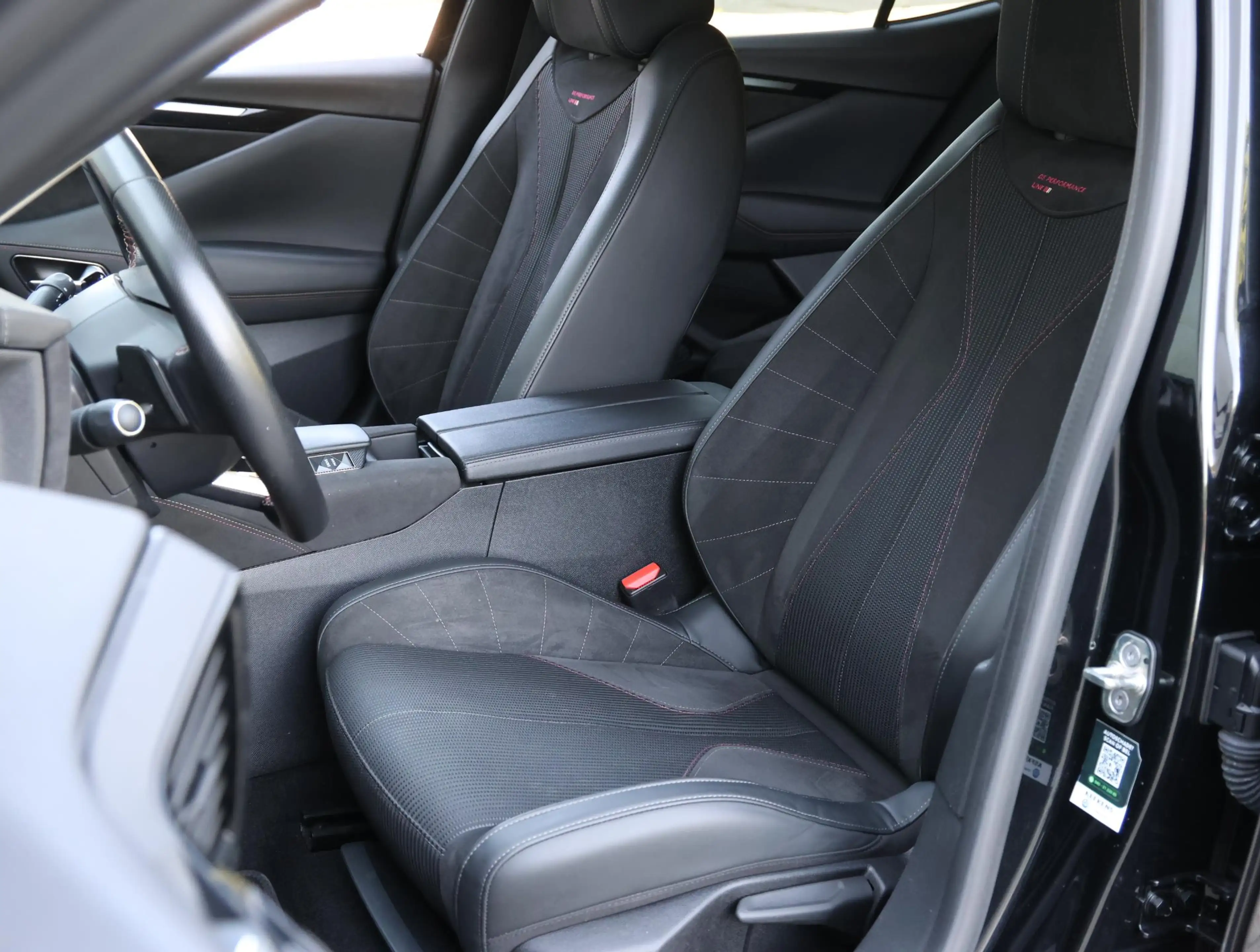 DS Automobiles DS 4 1.2 130pk Automaat Performance Line | Navigatie | — photo 12