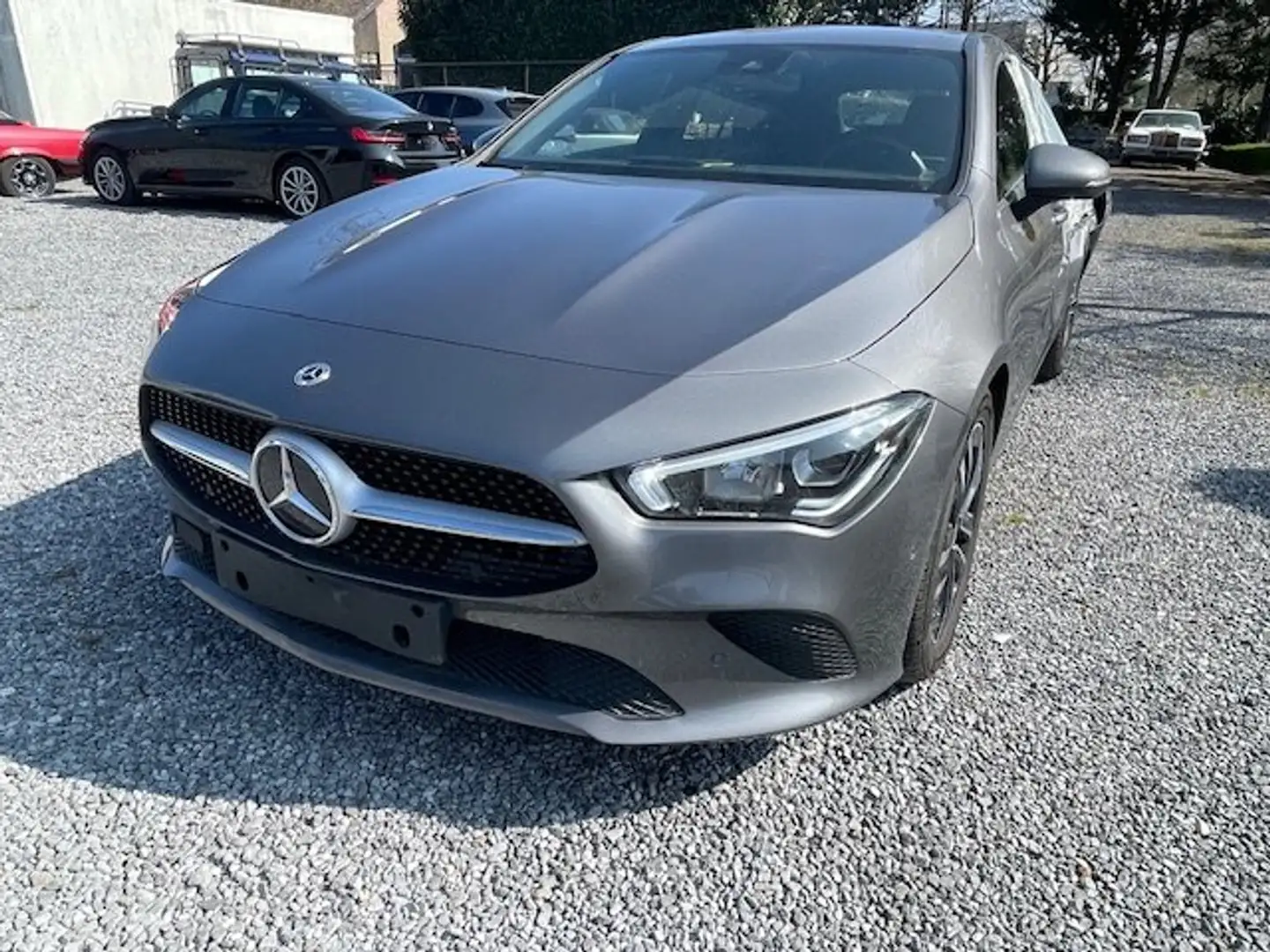 Mercedes-Benz CLA 180 d 2.0cc Shooting Brake 03/2023 (14867€netto) Gris - 1