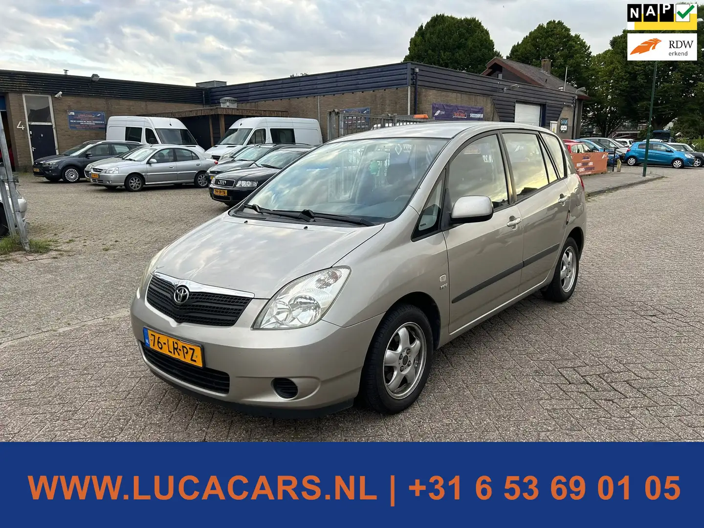 Toyota Corolla Verso 1.6 VVT-i Linea Terra NIEUWE APK! siva - 1