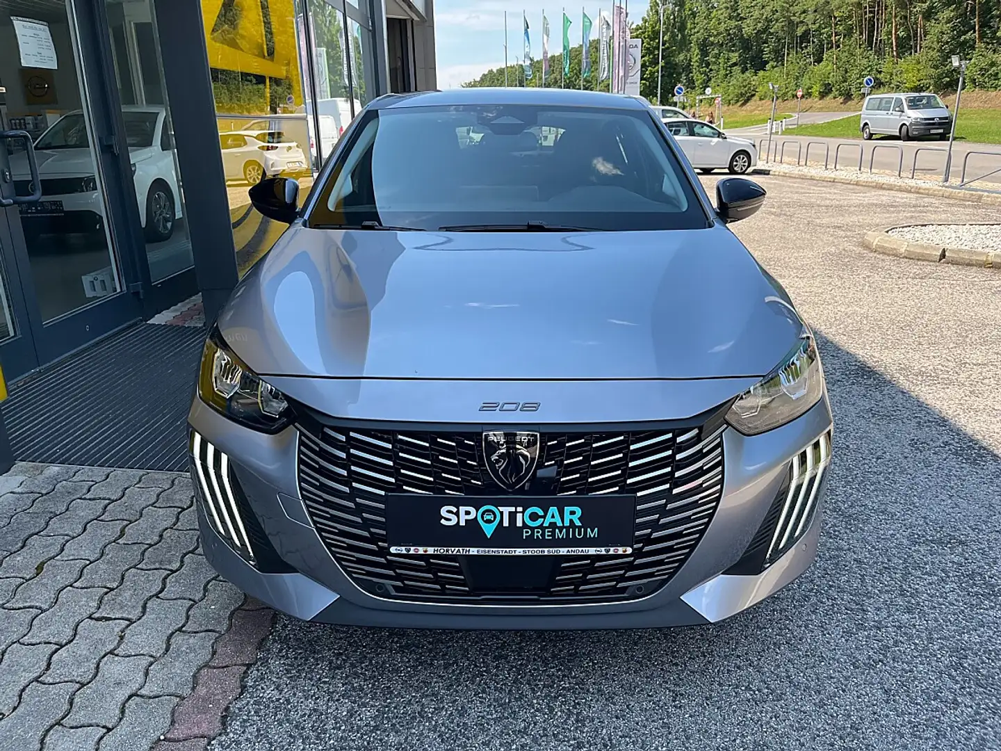 Peugeot 208 Hybrid 110 e-DCS6 Allure Grau - 2