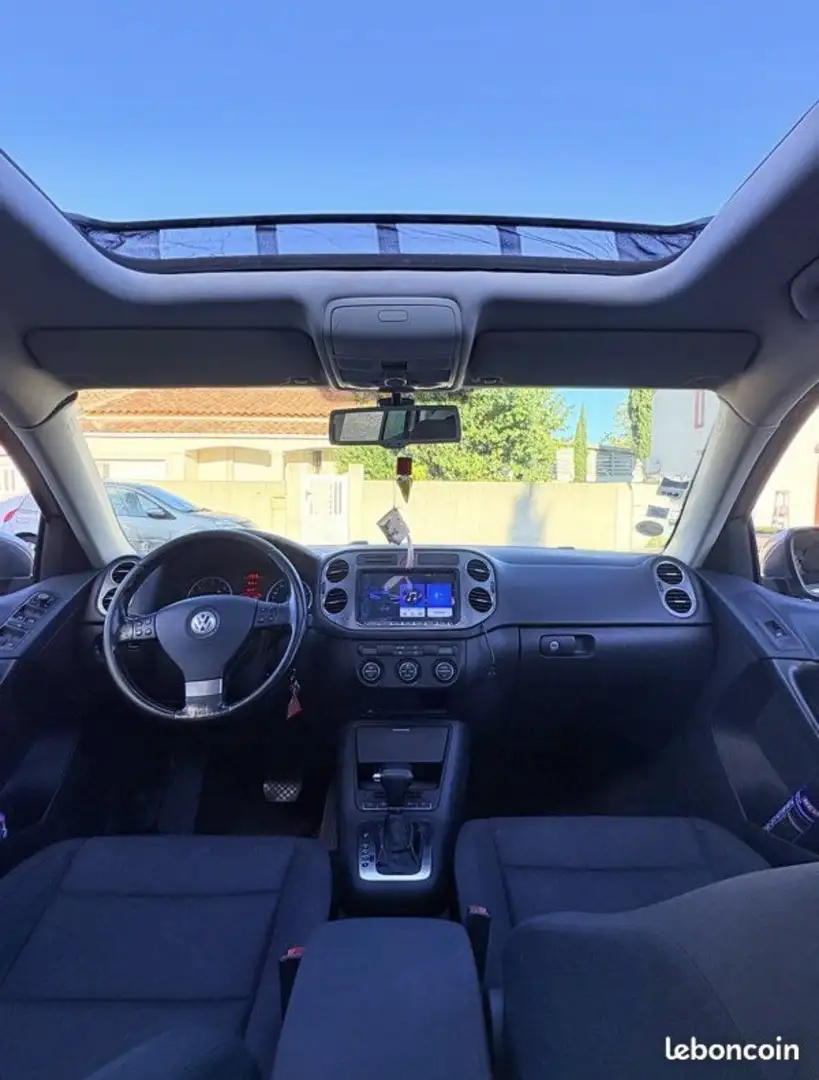 Volkswagen Tiguan 2.0 TDI 140 FAP Carat Tiptronic A - 2