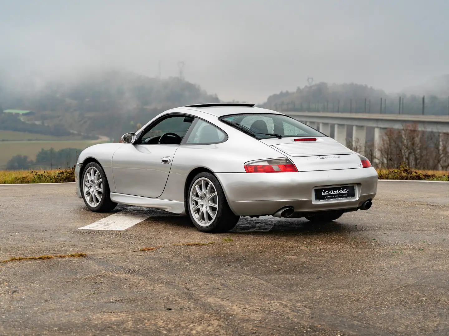 Porsche 996 Carrera 4 Aerokit Silber - 2