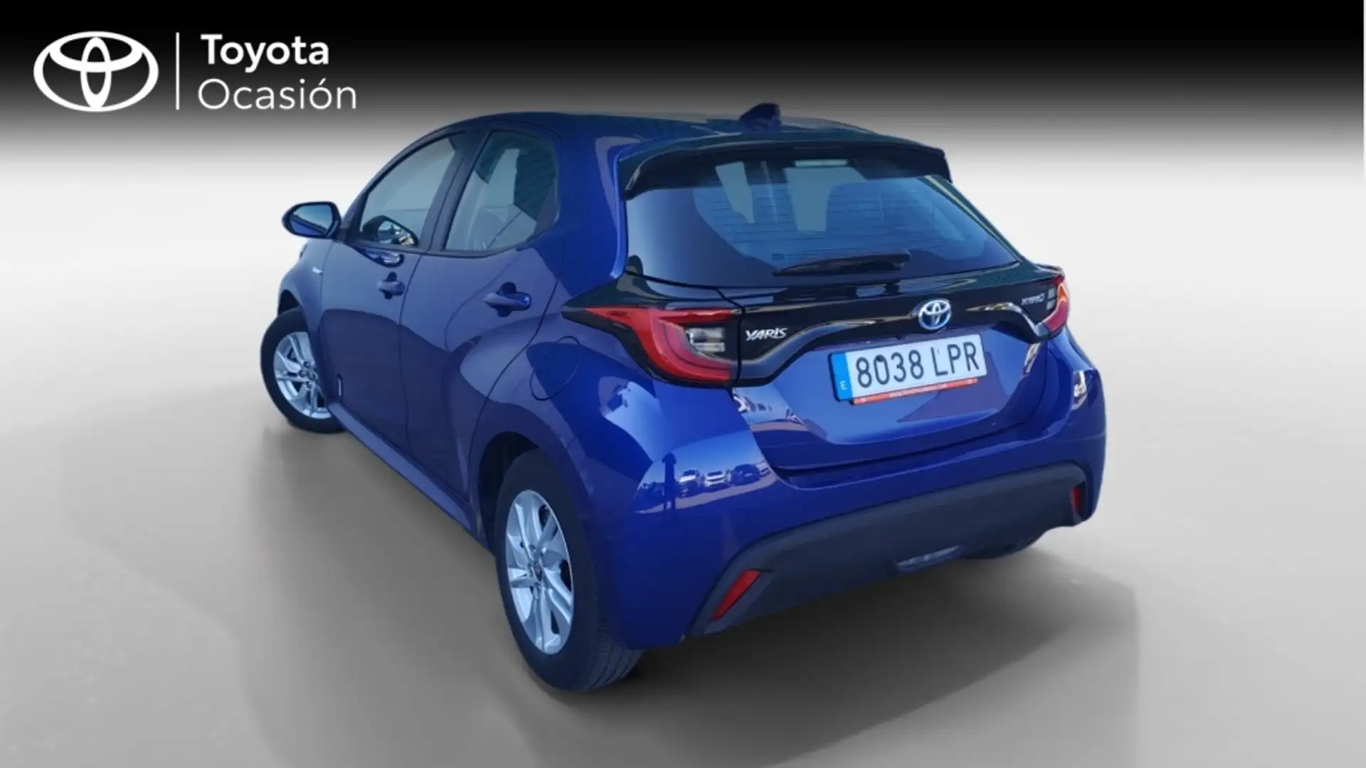 Toyota Yaris BERLINA CON PORTON 1.5 VVT-I HYBRID ACTIVE TECH 11 Blau - 2