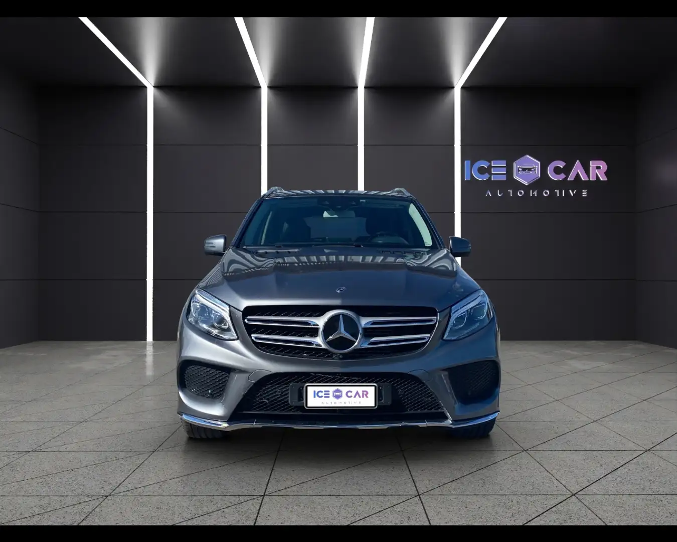 Mercedes-Benz GLE 250 d 4Matic Premium SU APPUNTAMENTO. Gris - 2