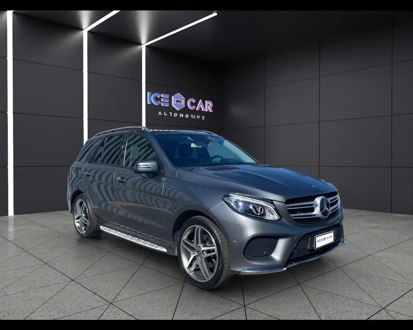 Mercedes-Benz GLE 250 - GLE 250 d 4Matic Premium Grigio - 2