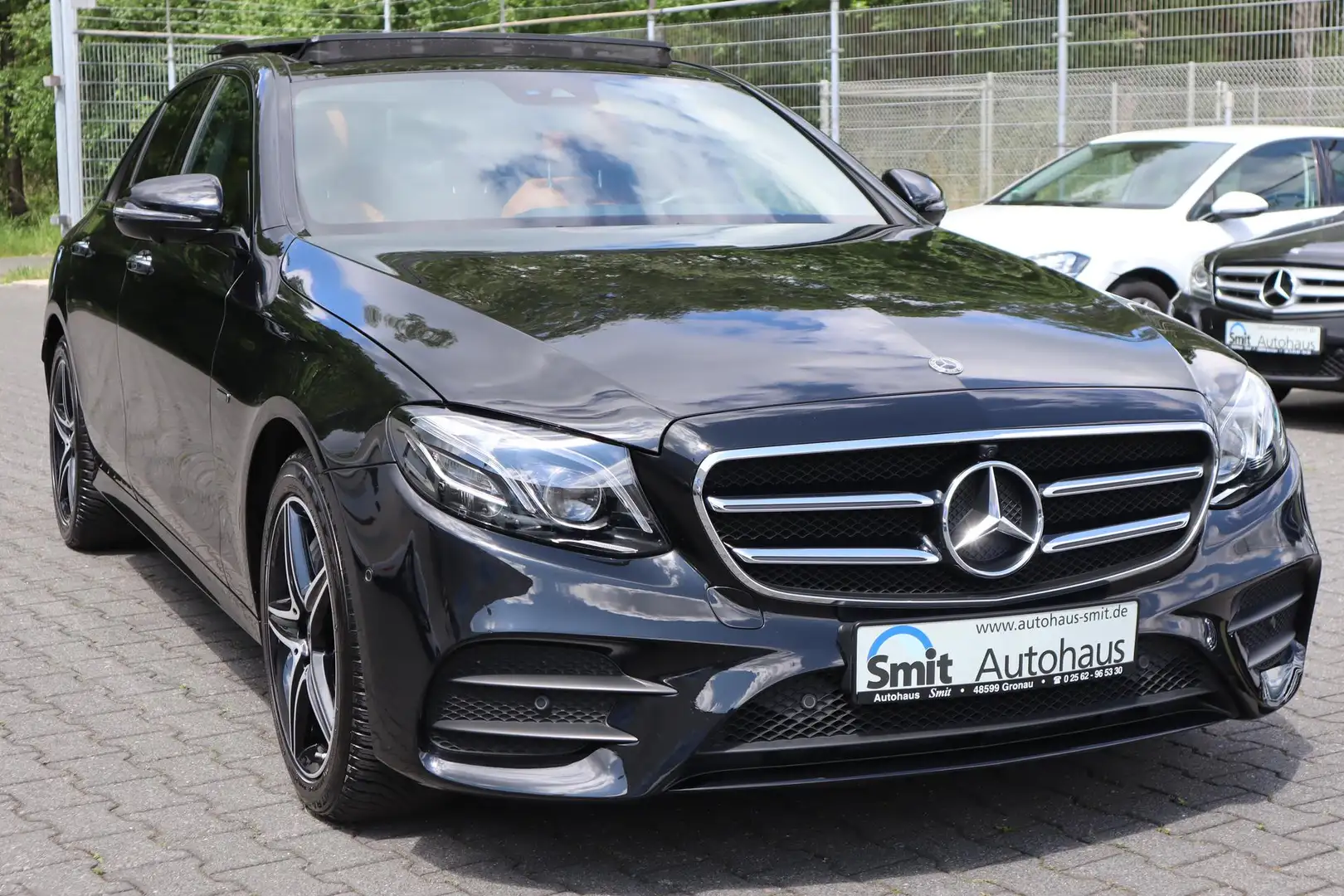 Mercedes-Benz E 300 E300 de AMG Line/ Pano/ Airmatic/ 360°/ Burmester Noir - 1