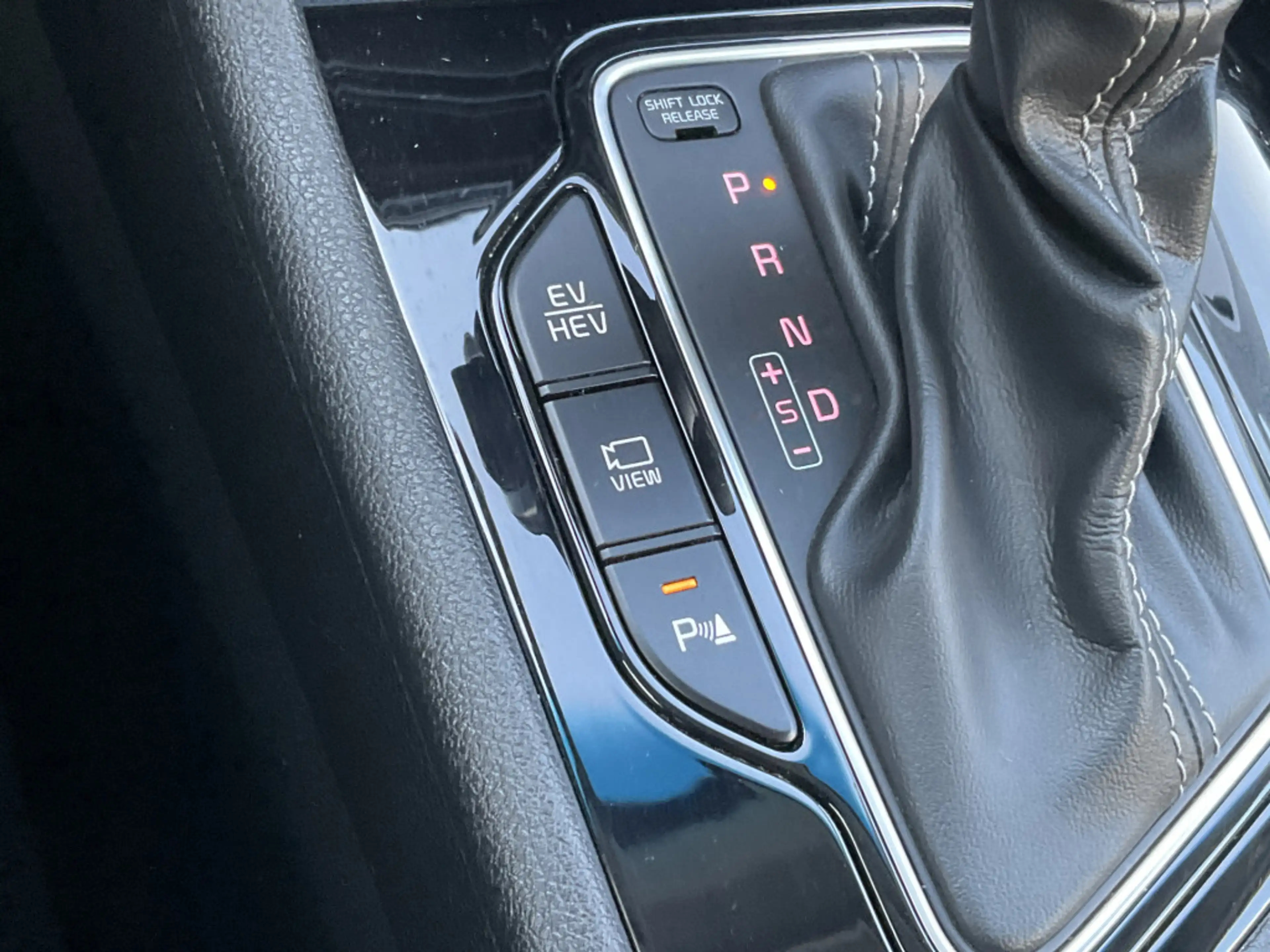 Kia Niro 1.6 GDi PHEV DynamicLine Carplay Trekhaak(1300) Pl — photo 17