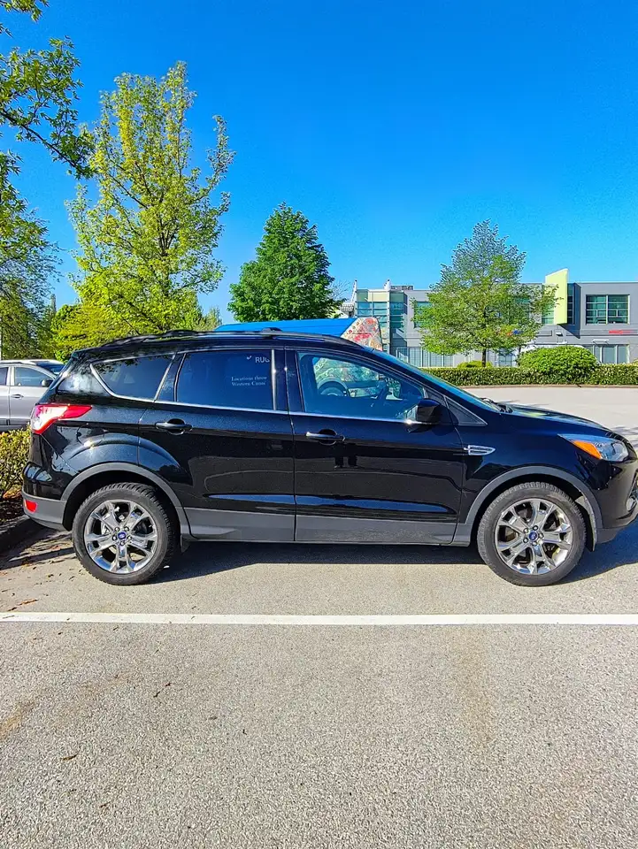 Ford Escape снимка Ford Escape
