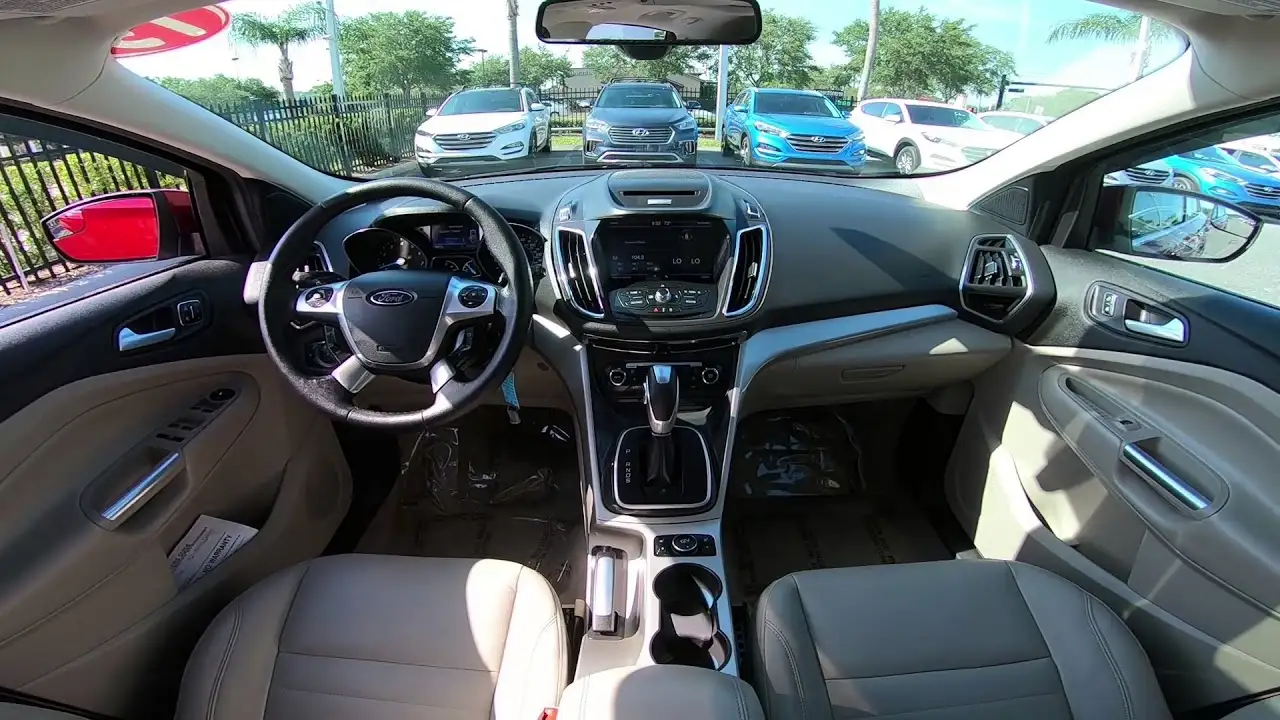 Ford Escape снимка Ford Escape